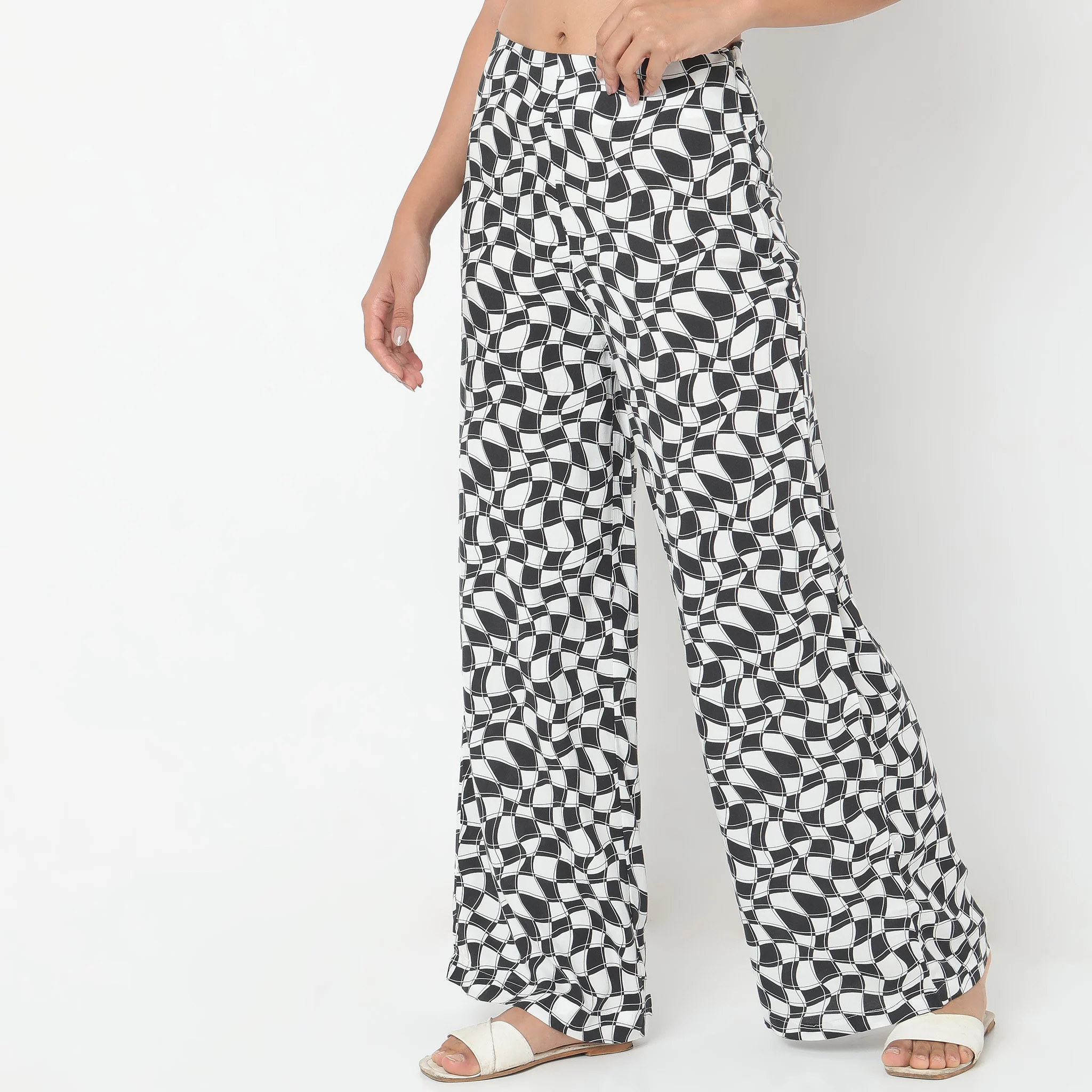 Flare Fit Printed Mid Rise Palazzos - Image 5