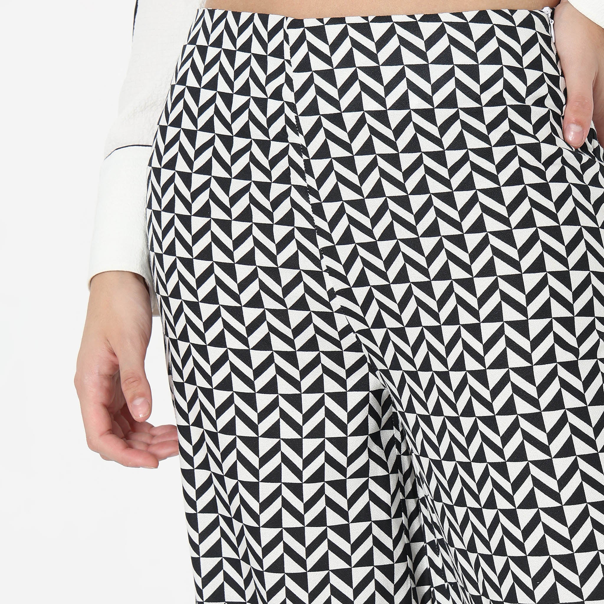 Flare Fit Printed Mid Rise Palazzos - Image 4