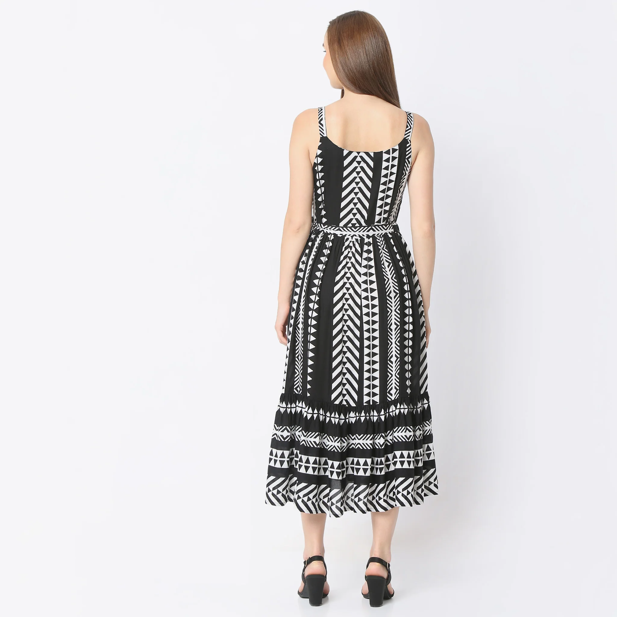 Flare Fit Printed Below Knee Round Neck Strap Dress - Image 3