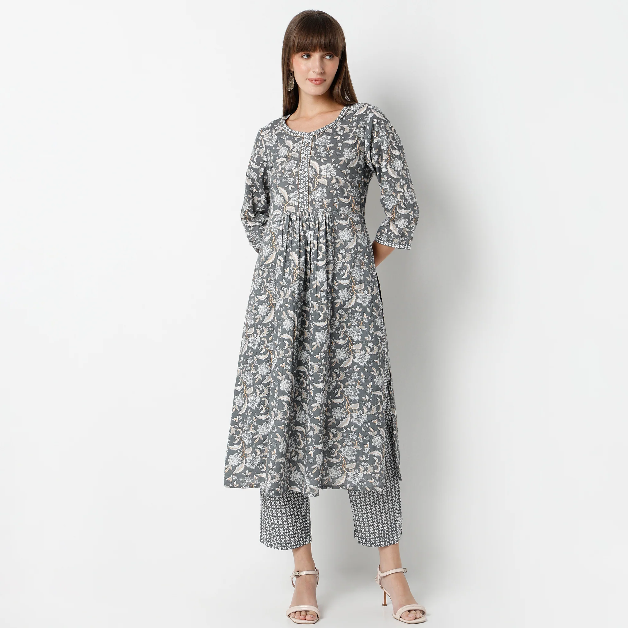 Flare Fit Printed Round Neck Traditional Kurta And Pant With Dupatta Set
