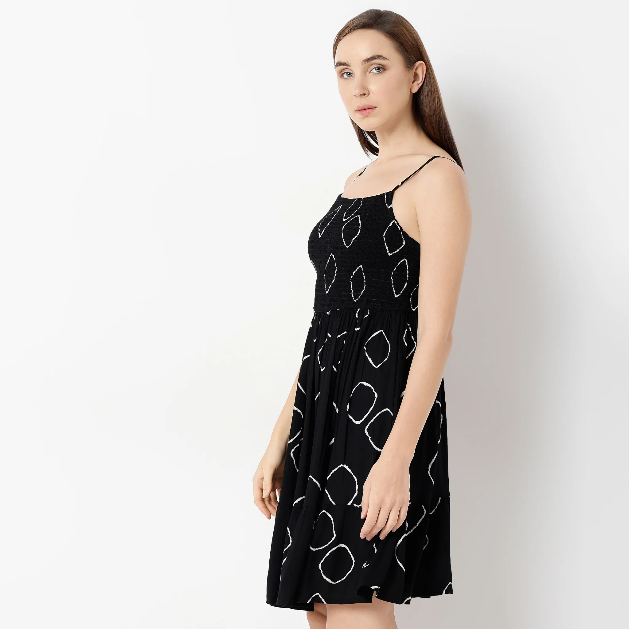 Square Neck Knee Length Sleeveless Flare Fit Printed Strap Dress - Image 5
