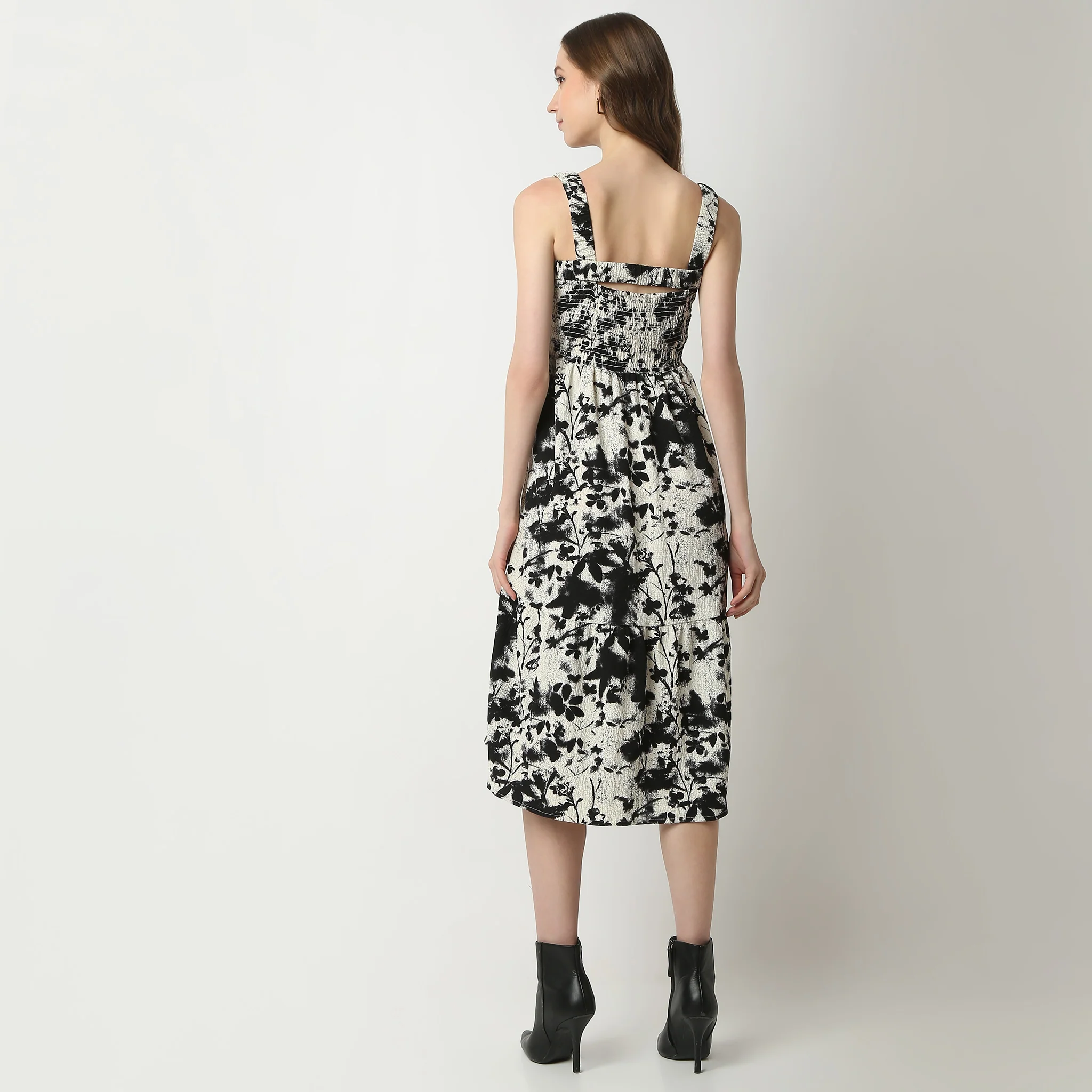 Flare Fit Printed Sleeveless Square Neck Calf Length Betty Dress - Image 3