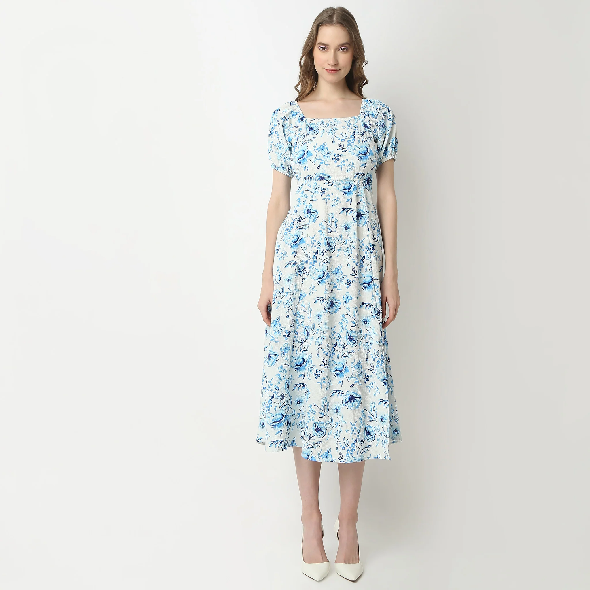Flare Fit Printed Short Sleeve Square Neck Below Knee Betty Dress - Image 2