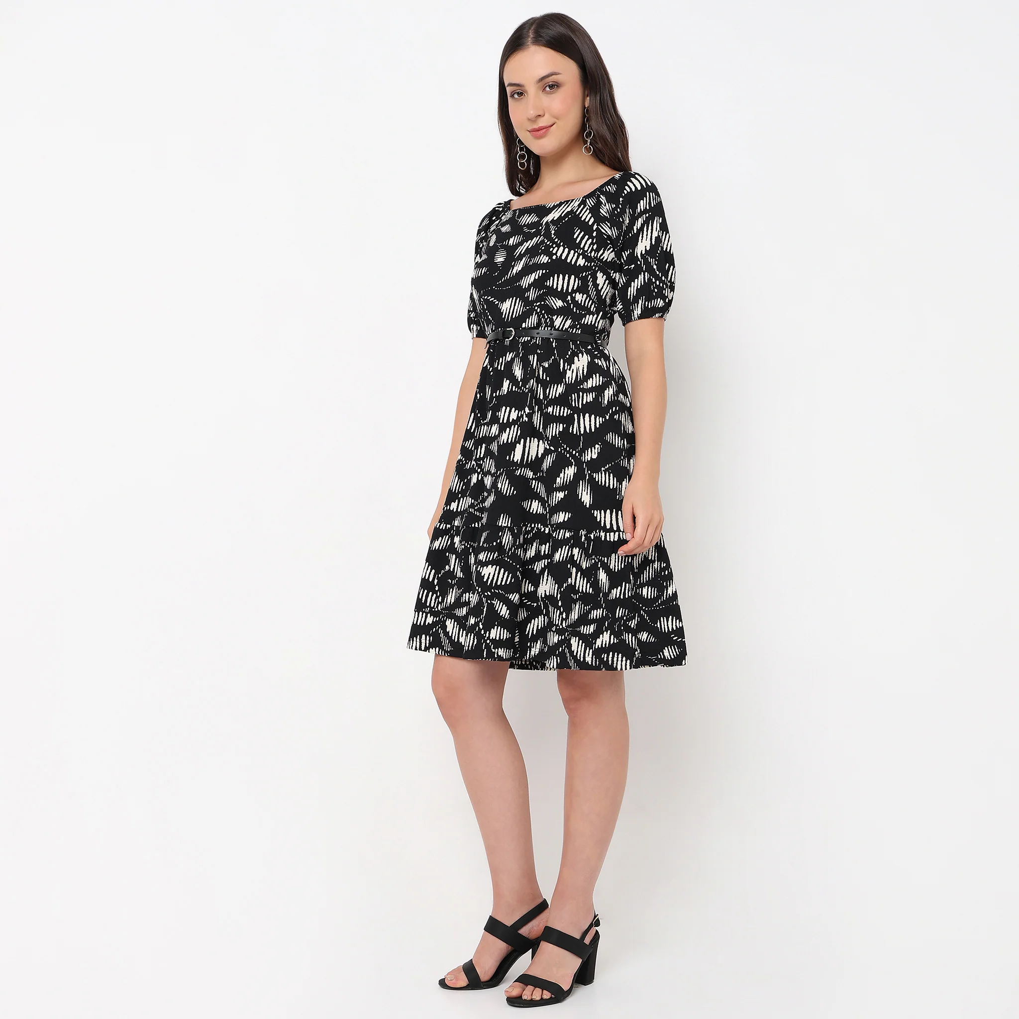 Flare Fit Printed Square Neck Tiered Dress - Image 4
