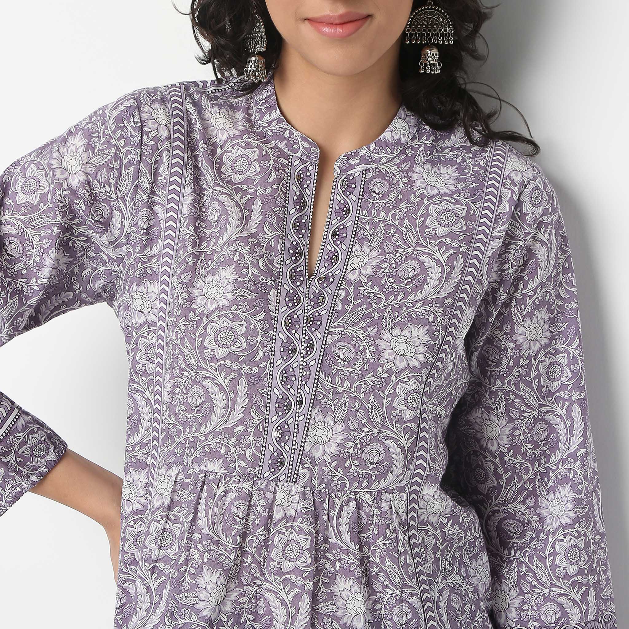 Band Neck Above Knee Three-Fourth Sleeve Flare Fit Printed Short Kurta - Image 4