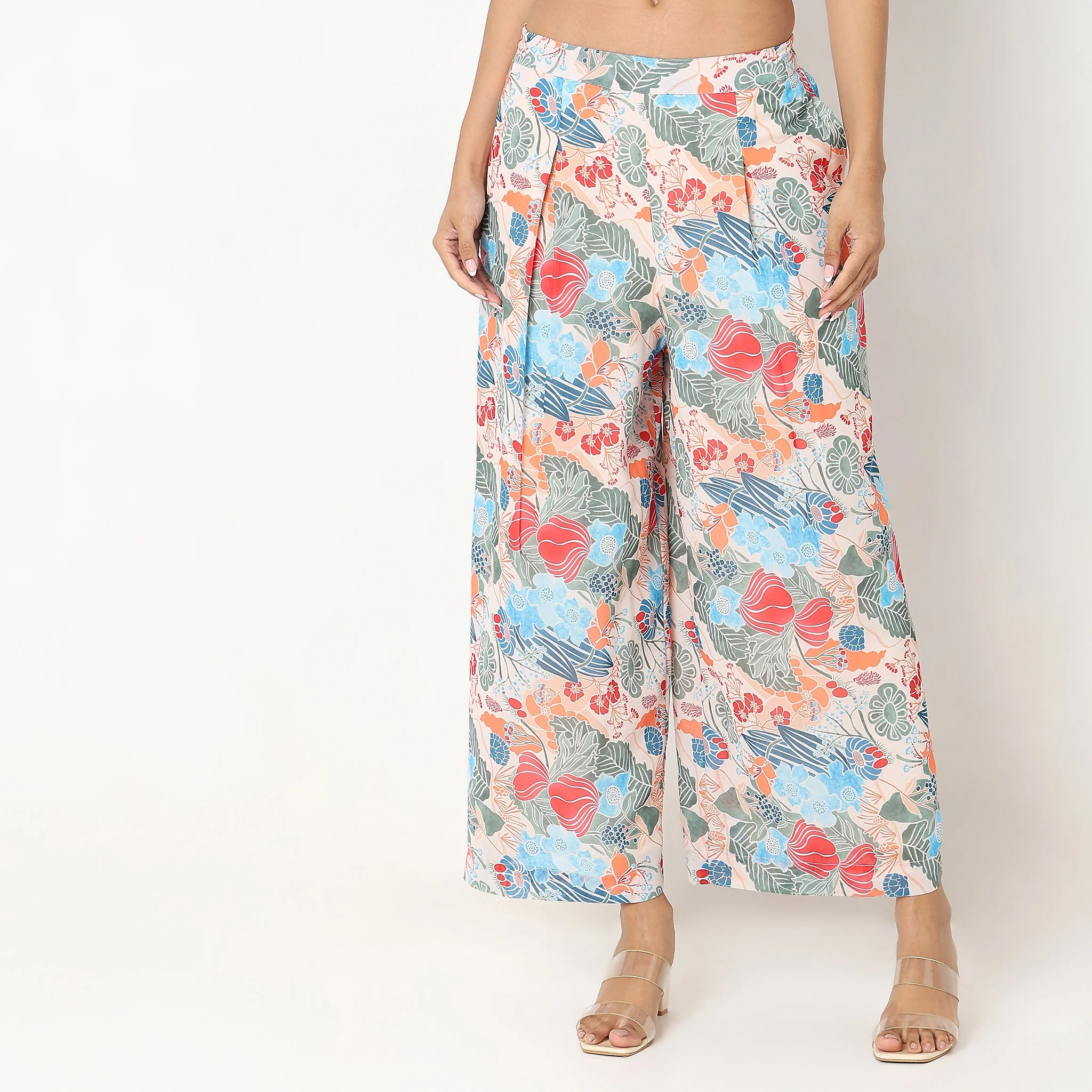 Flare Fit Printed Co-ords With Top, Palazzo & Cape - Image 7