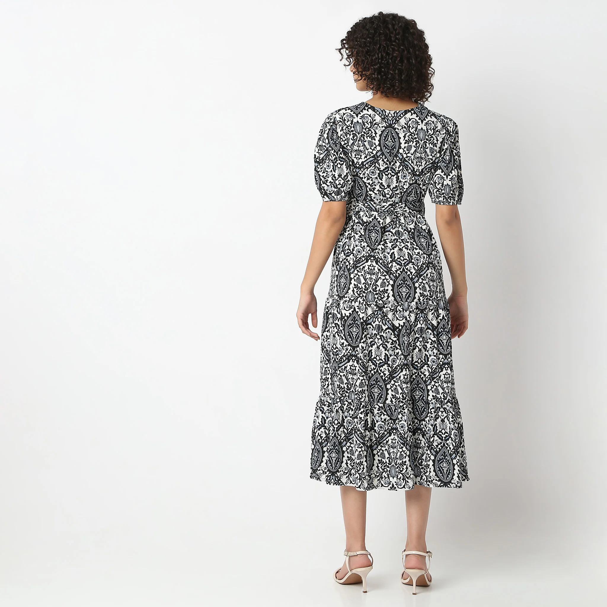 Flare Fit Floral Print Puff Sleeve Tiered Dress - Image 3