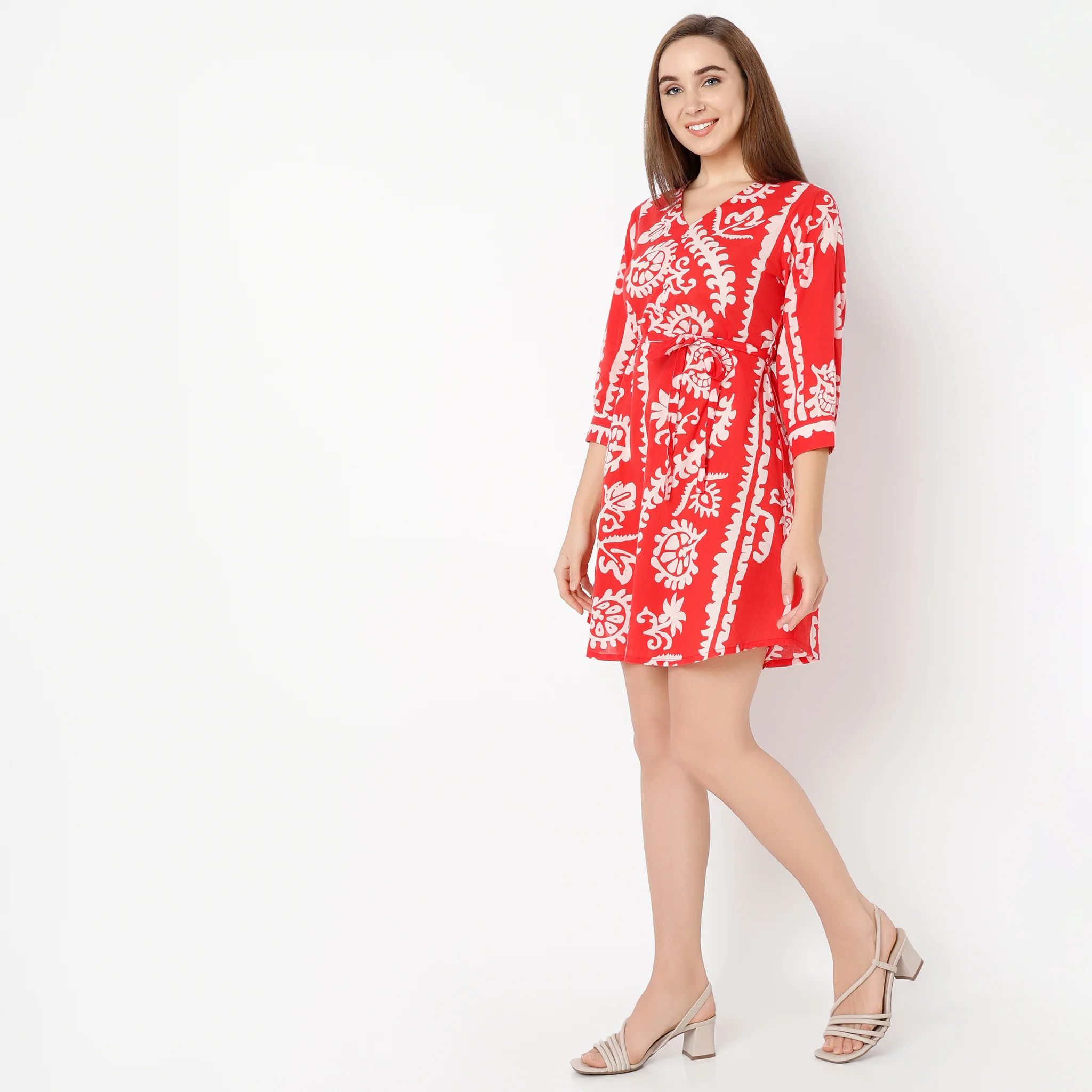 V-Neck Above Knee Three-Fourth Sleeve Flare Fit Printed Dress With Tie Up Belt - Image 5