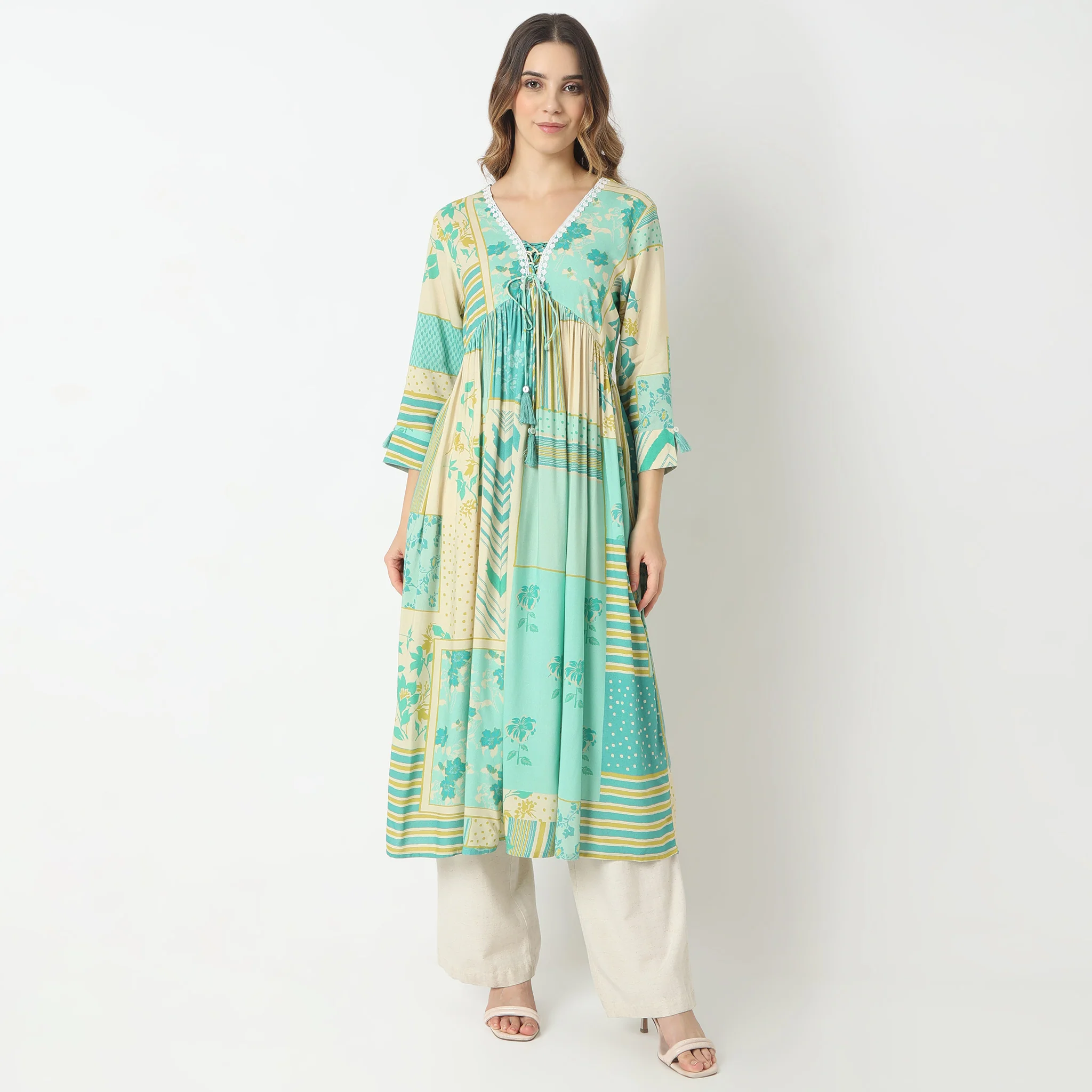 Flare Fit Printed V-Neck Alia Cut Below Knee Kurta - Image 2