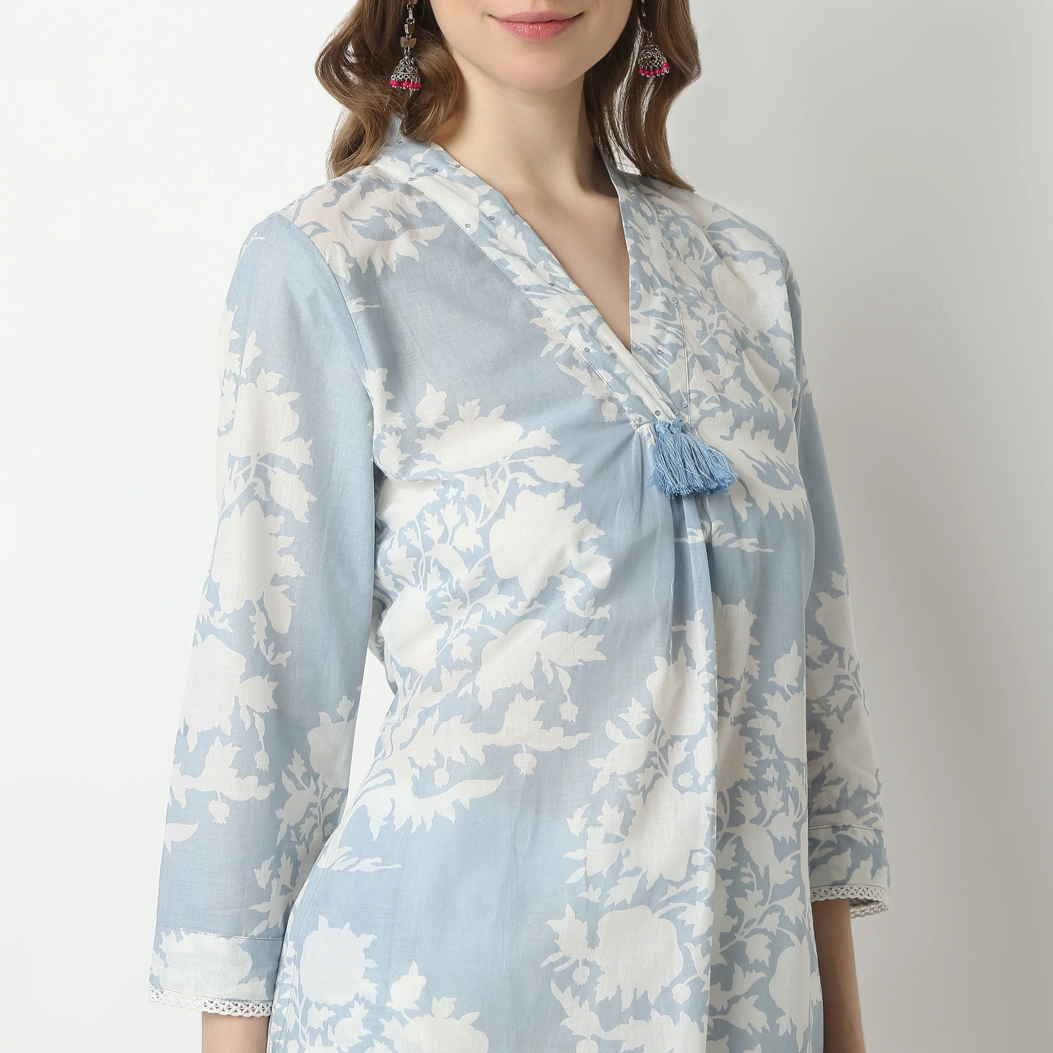 Flare Fit Printed V-Neck Gathered Jaipur Essence Flared Below Knee Kurta - Image 4