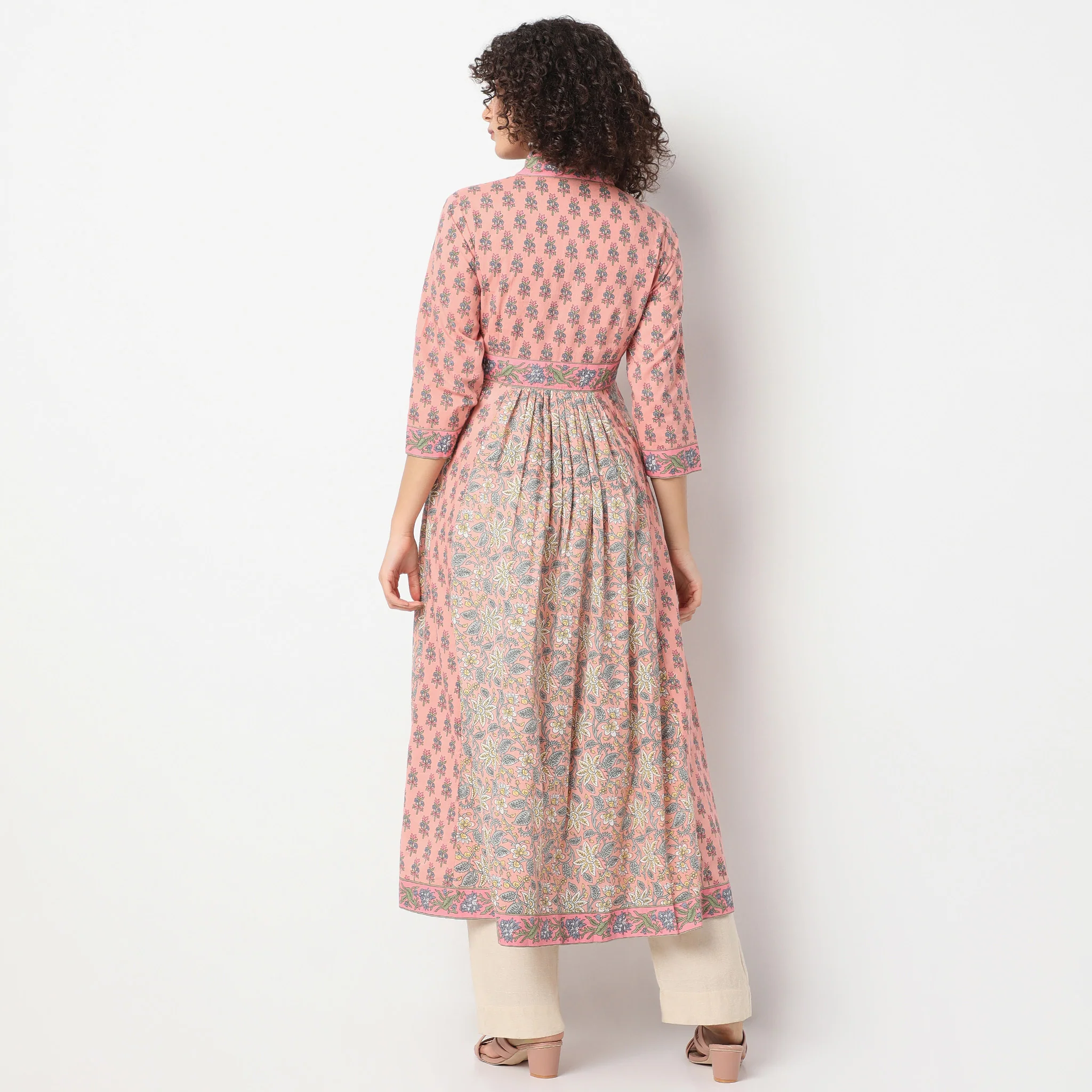V-Neck Below Knee Three-Fourth Sleeve Flared Printed Kurta - Image 3