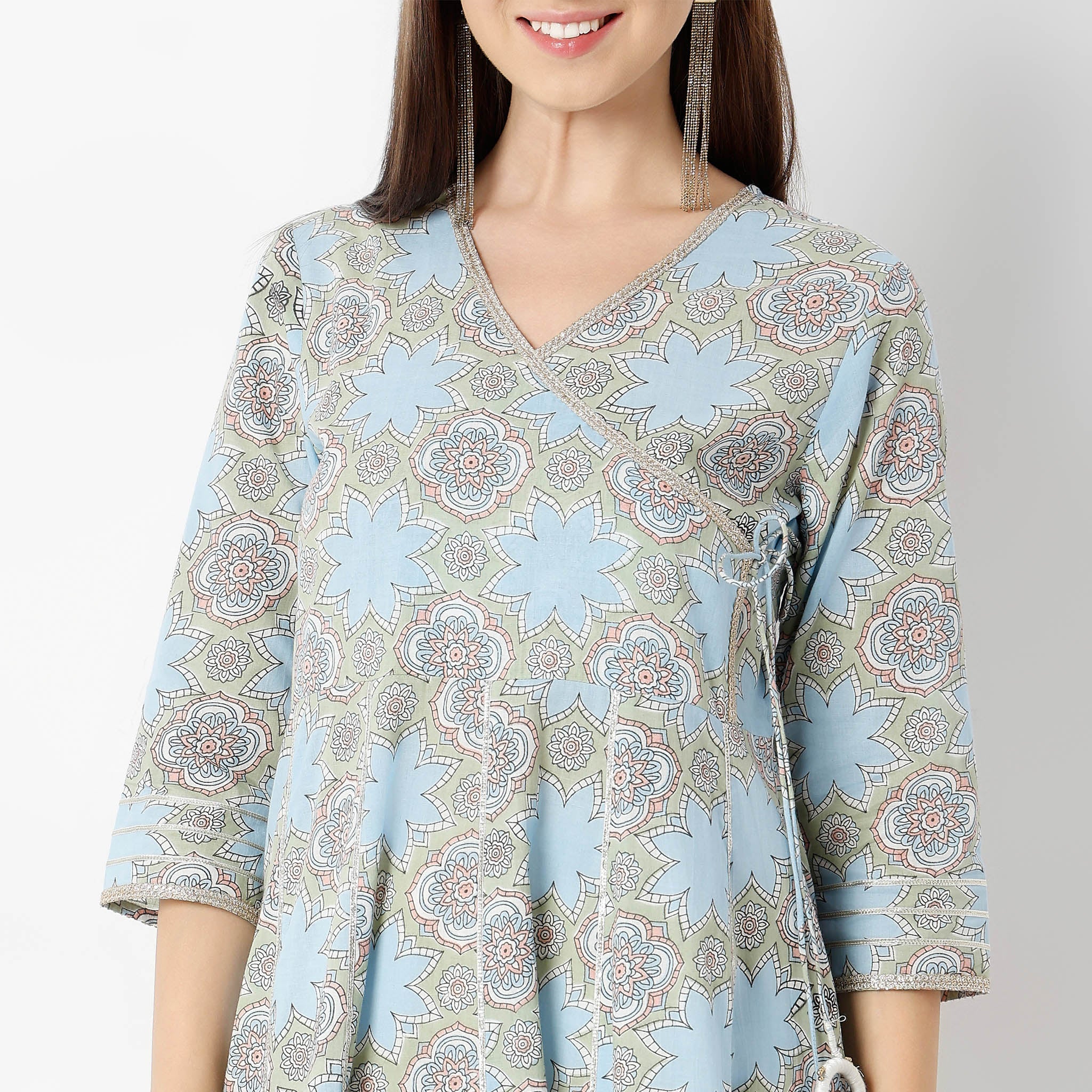 Flare Fit V-Neck Printed Kurta - Image 4