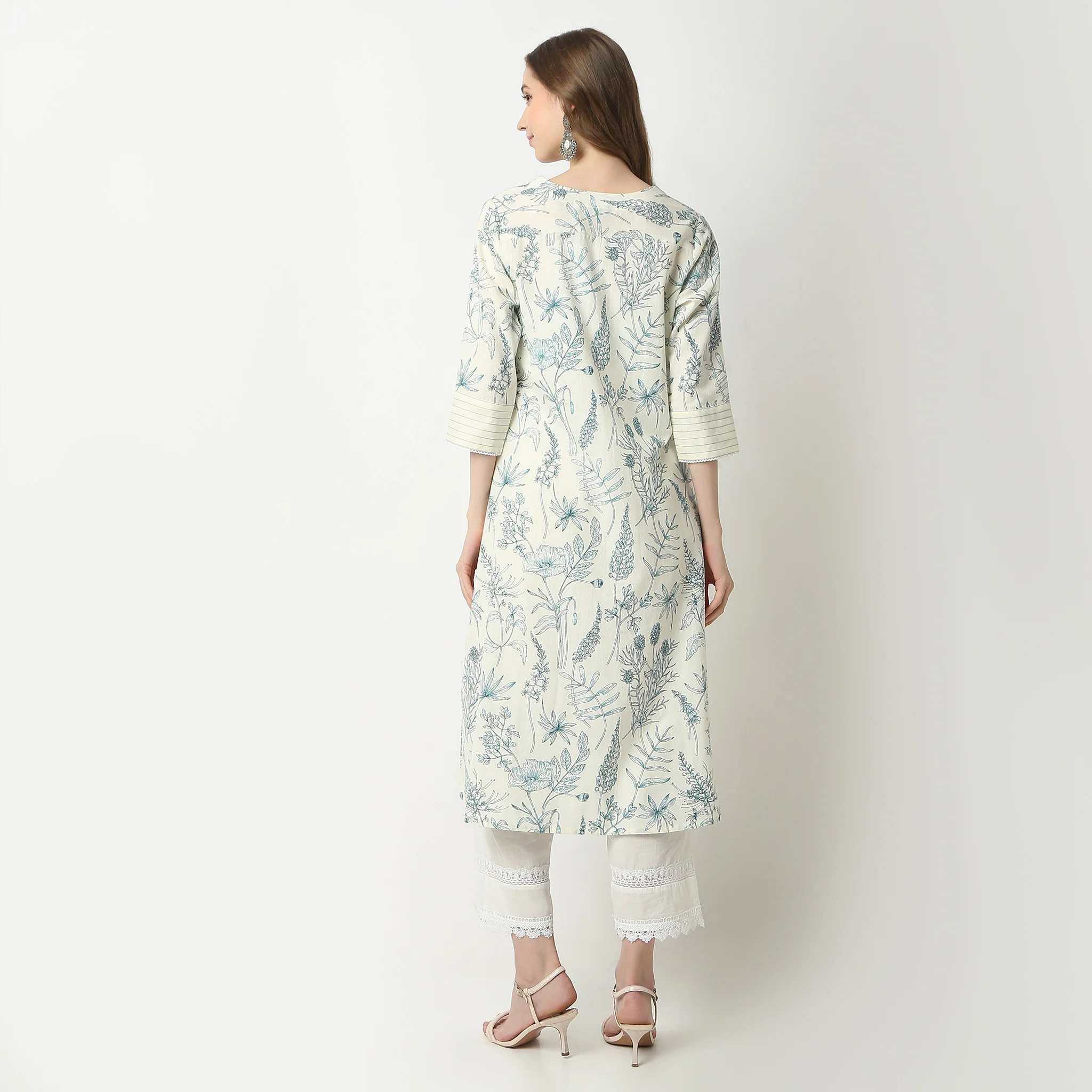 Flare Fit Printed V-Neck Below Knee Kurta - Image 3