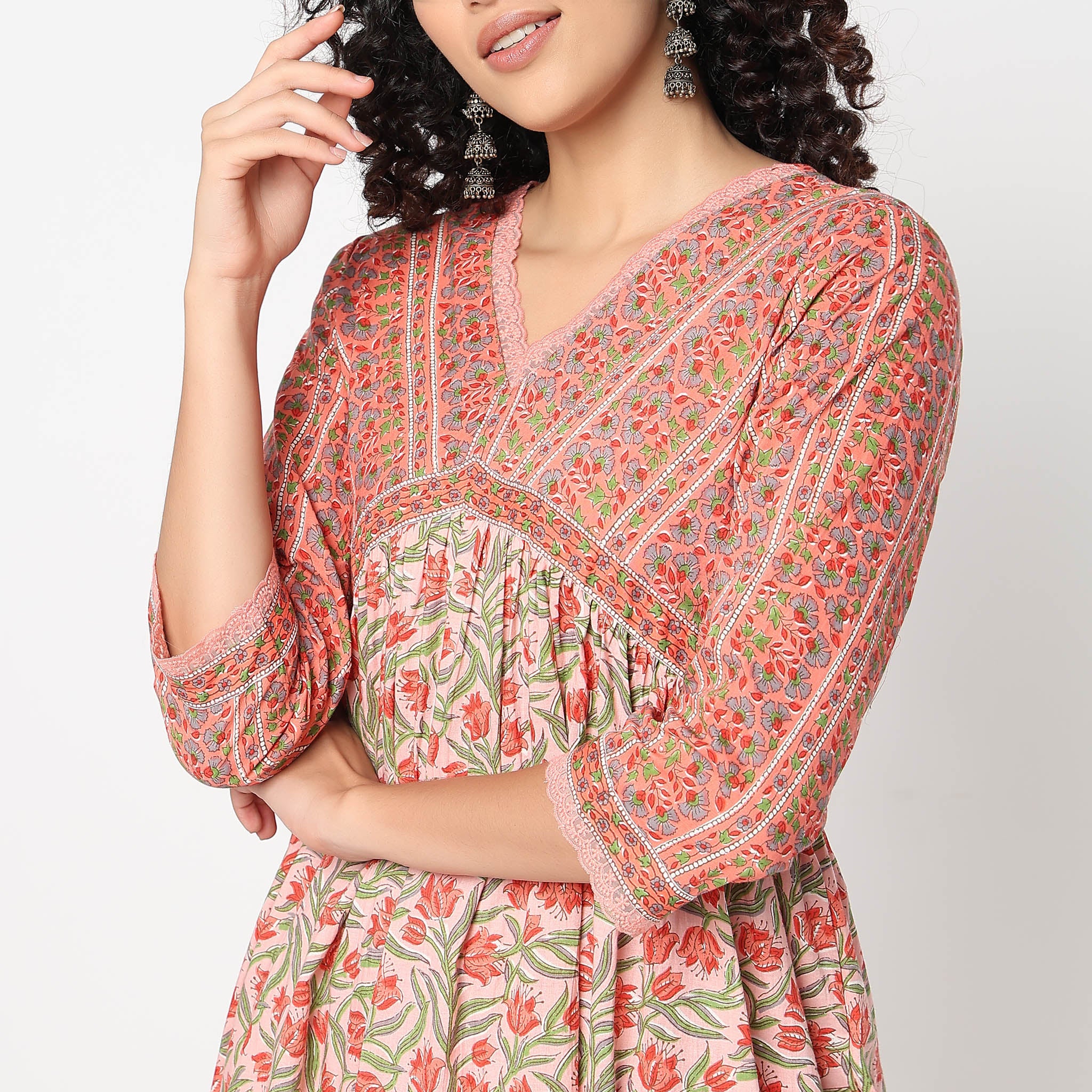 Flare Fit Printed V-Neck Kurta With Pant Set - Image 7