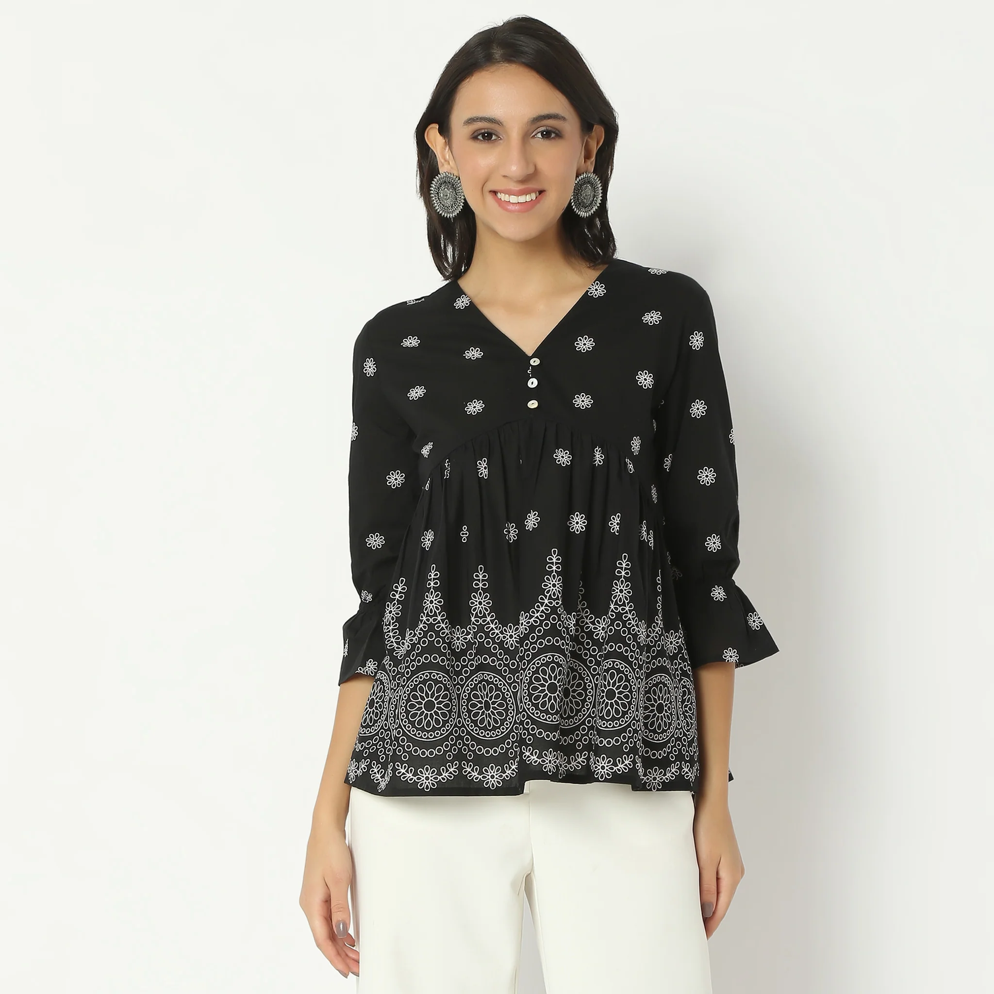 Flare Fit Printed Short Length V-Neck Alia Cut Top - Image 2