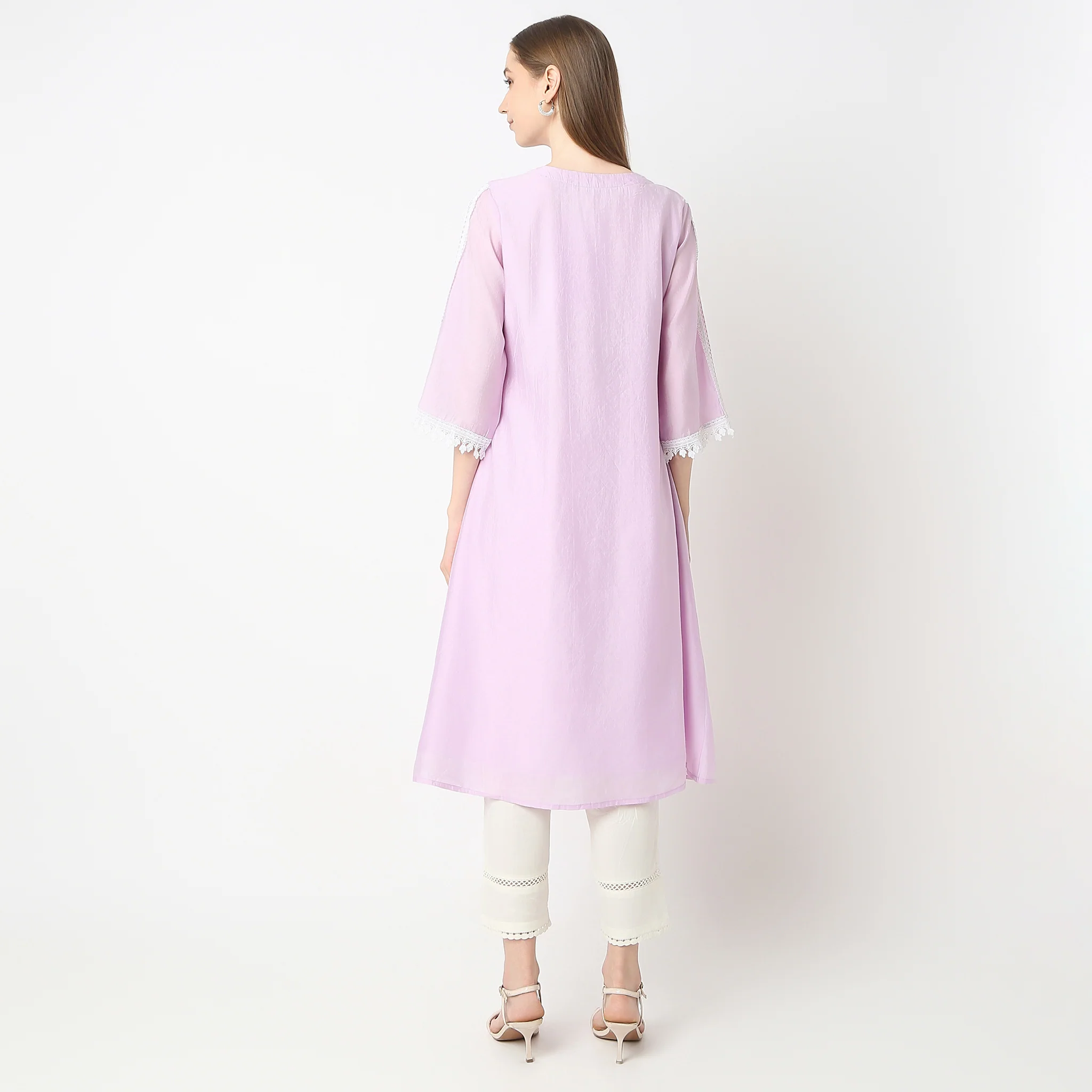 Flare Fit Three Fourth Sleeve Below Knee Solid Kurta - Image 3