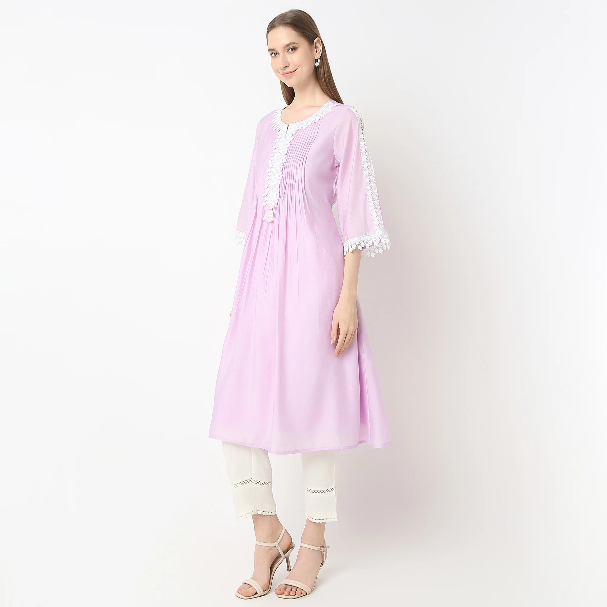 Flare Fit Three Fourth Sleeve Below Knee Solid Kurta - Image 5