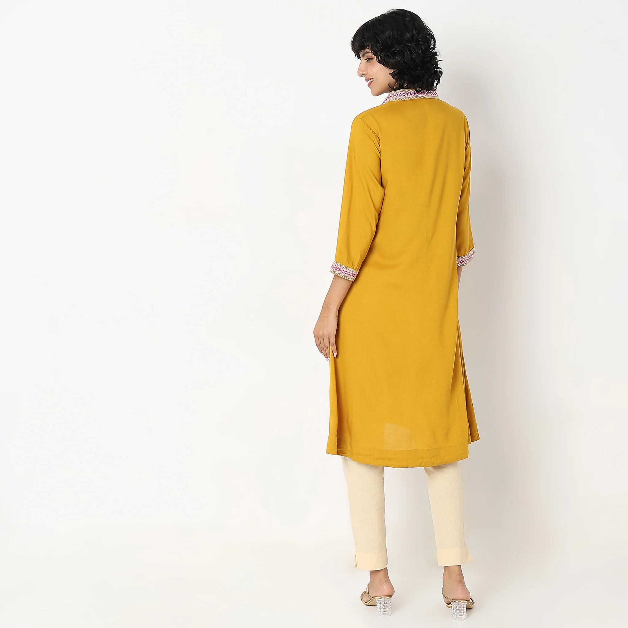 Flare Fit Solid Kurta - Image 3