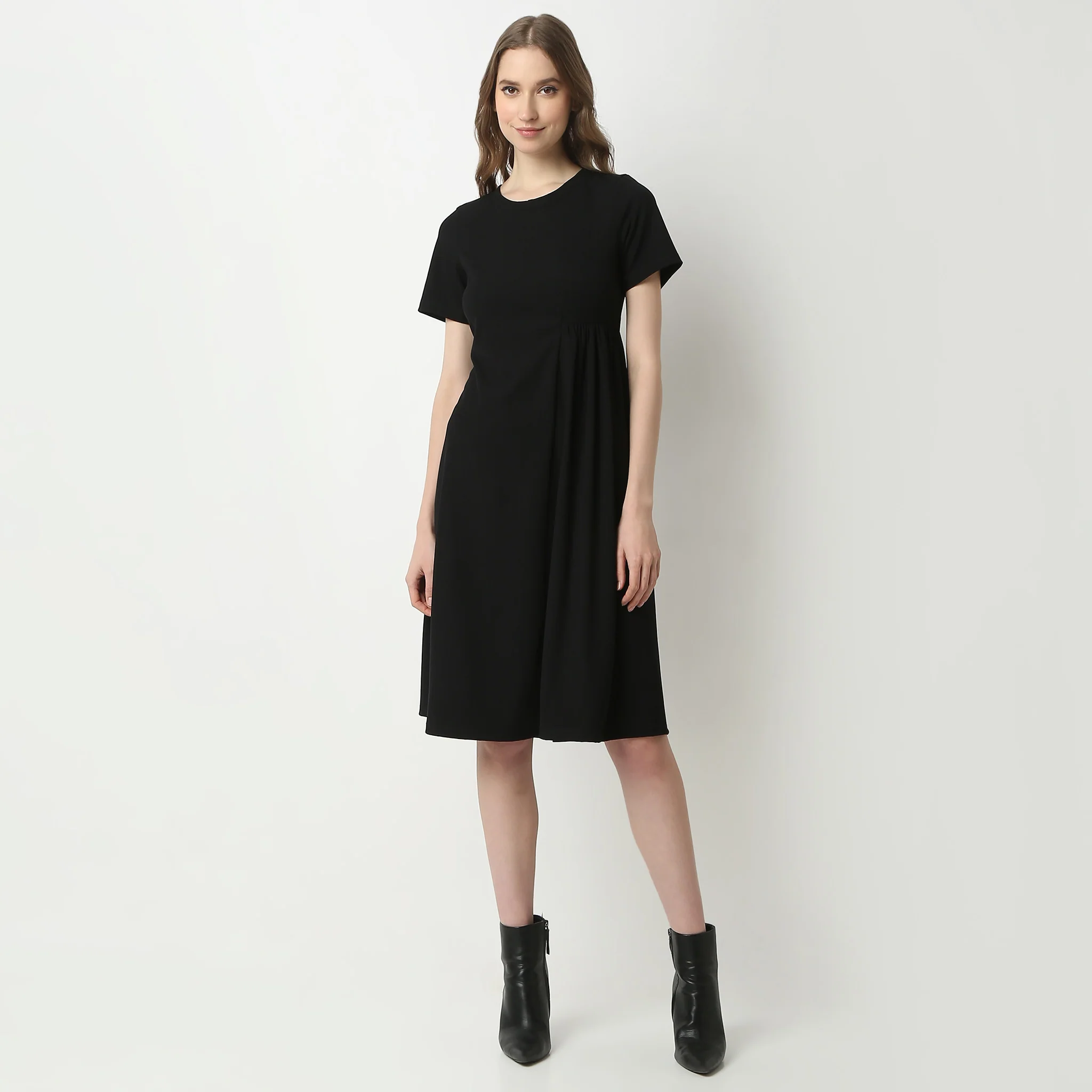 Flare Fit Short Sleeve Knee Length Betty Dress - Image 2