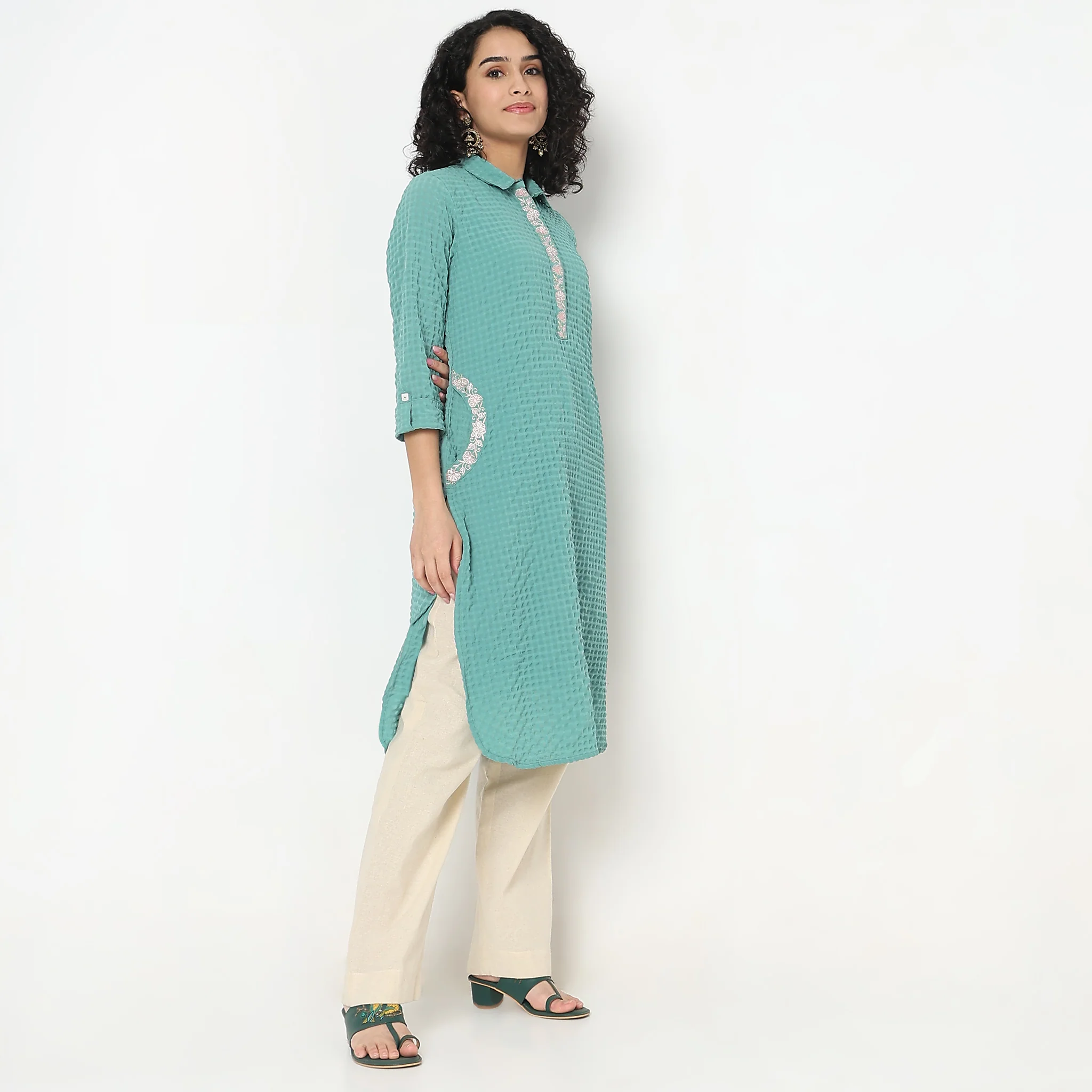 Flare Fit Structured Kurta - Image 5
