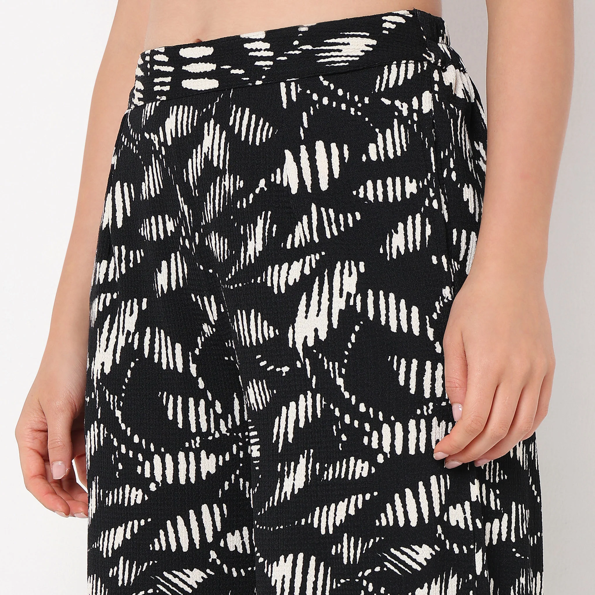 Flare Fit Textured Culottes - Image 5