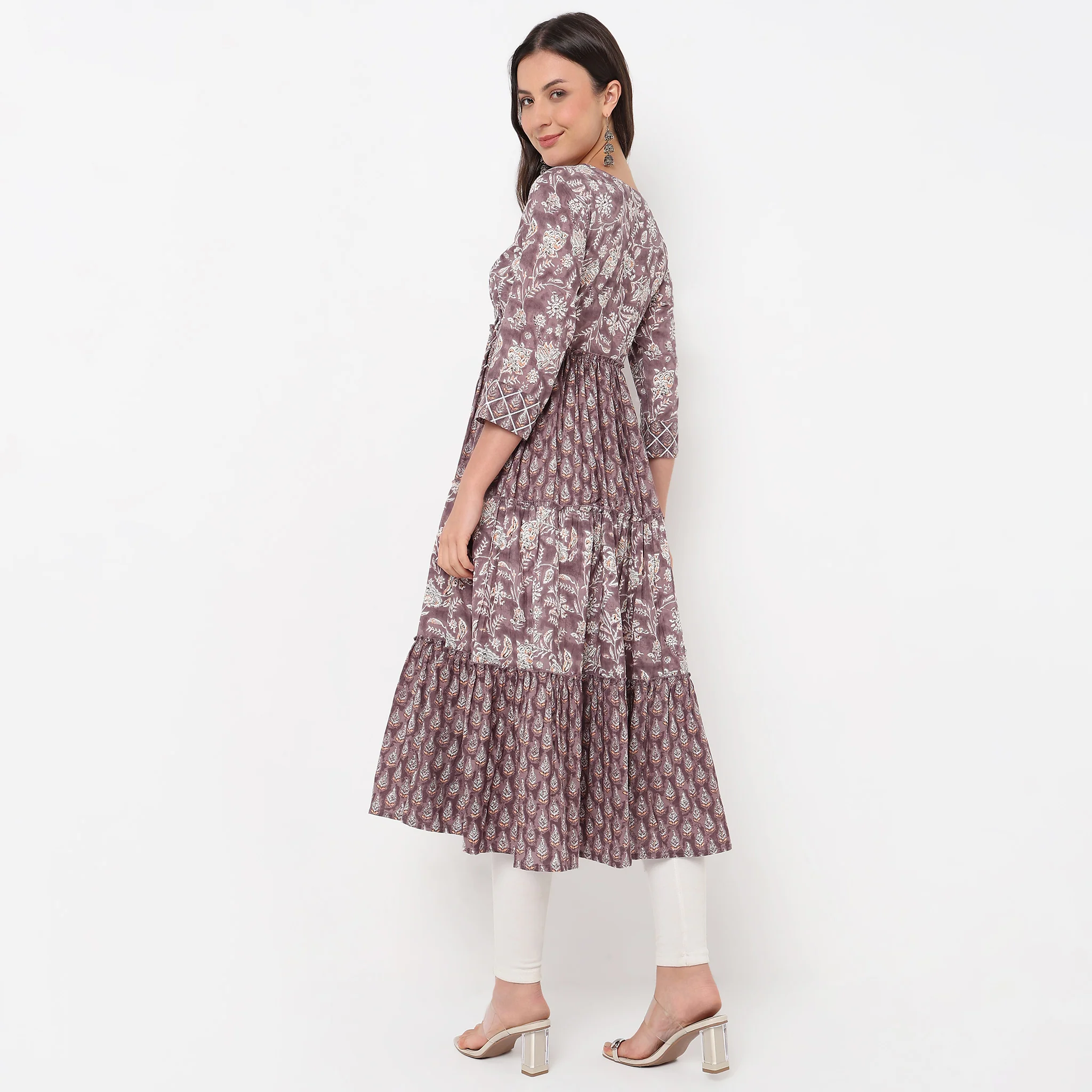 Flare Fit V-Neck Printed Kurta - Image 3