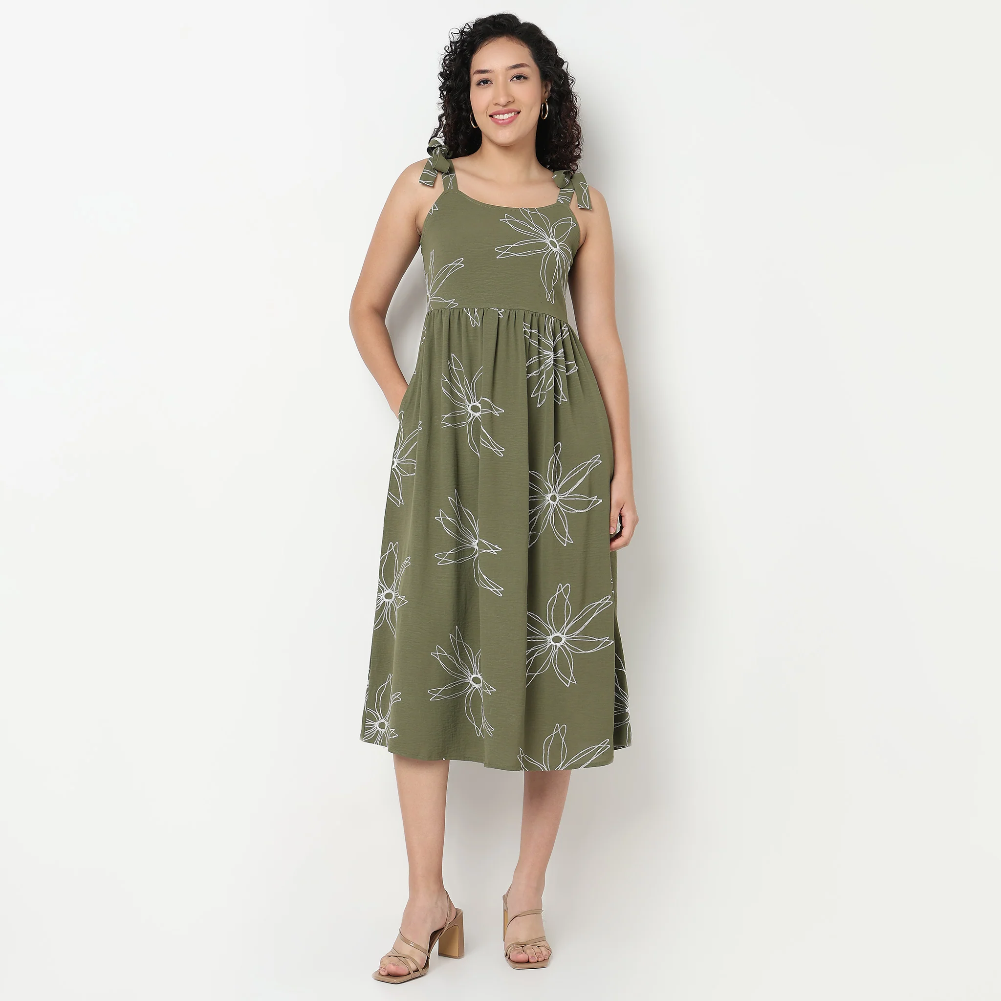 Floral Embroidered Flare Fit Midi Dress - Image 2