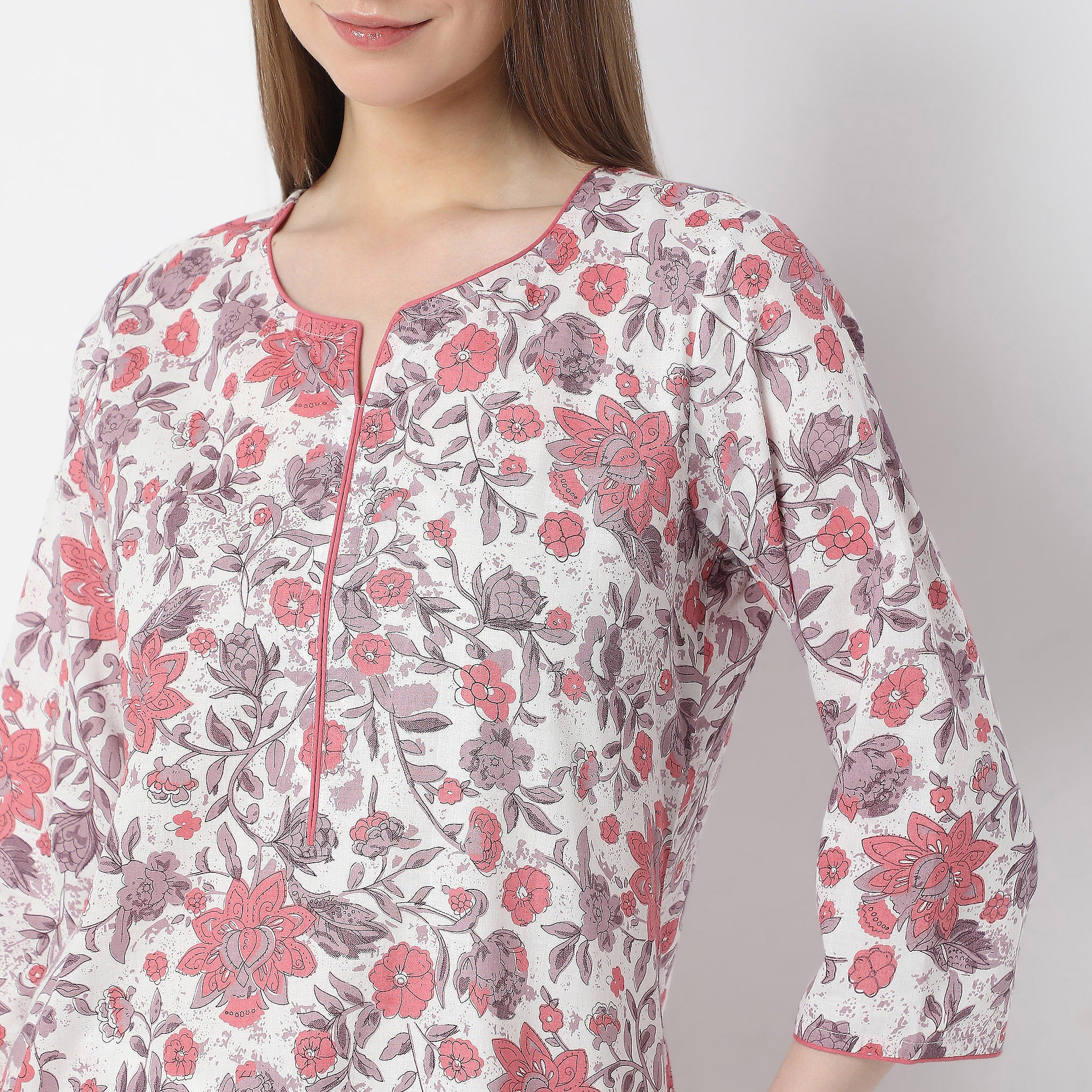Floral Print Straight Kurta - Image 4