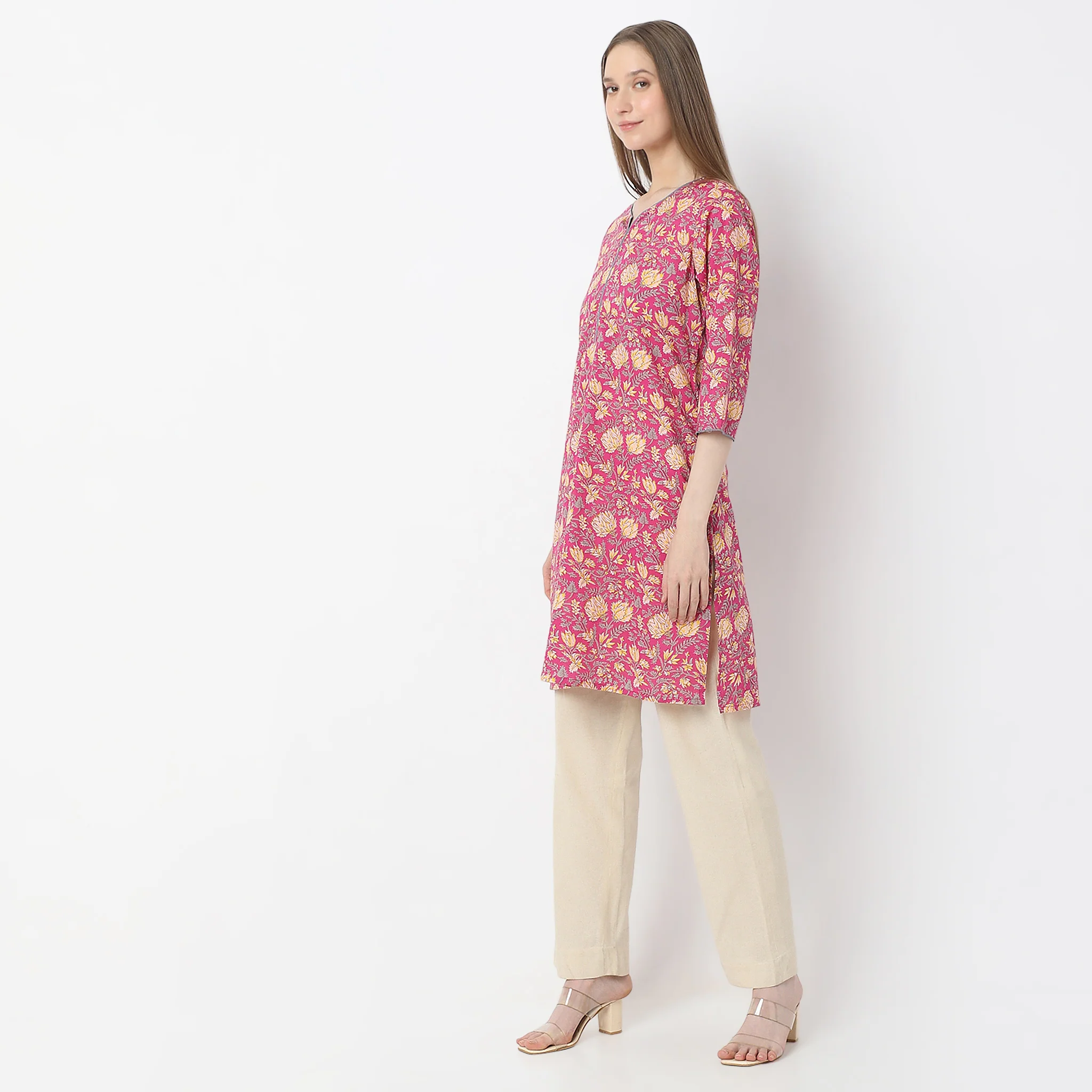 Floral Knee Length Printed Straight Fit Table Kurta - Image 5