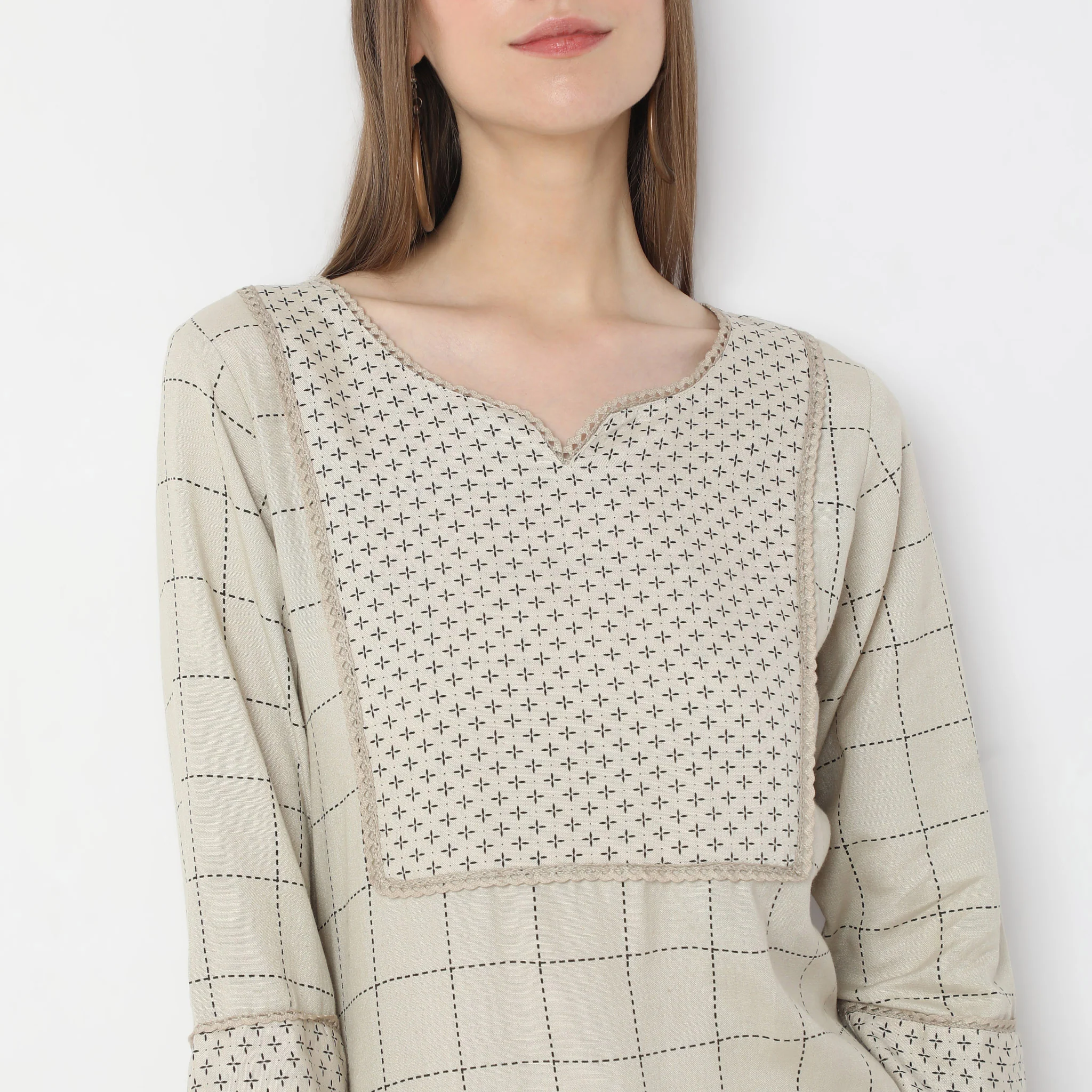 Floral Yoke Kurta - Image 4