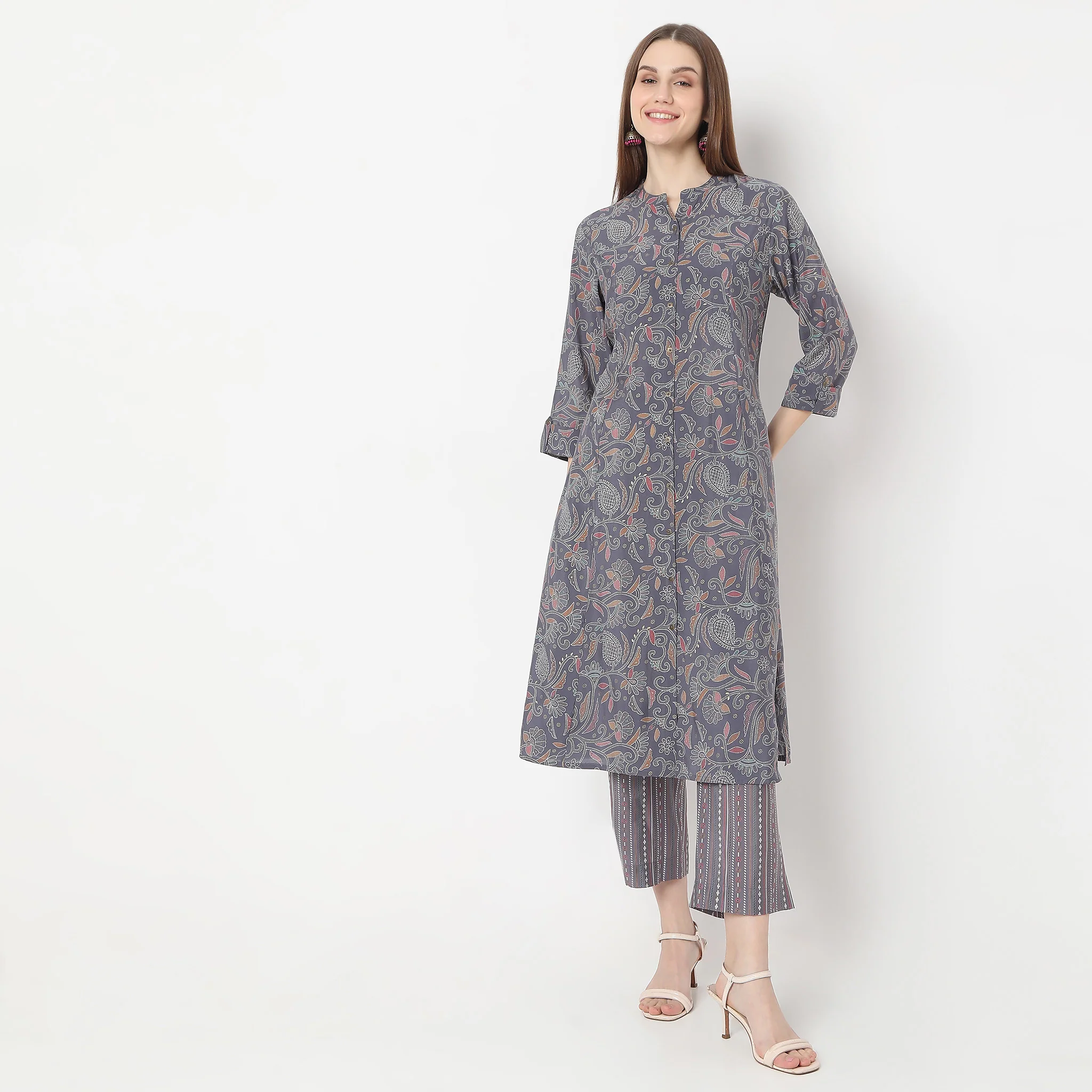 Floral Print Calf Length A-Line Kurta With Pant Set - Image 2