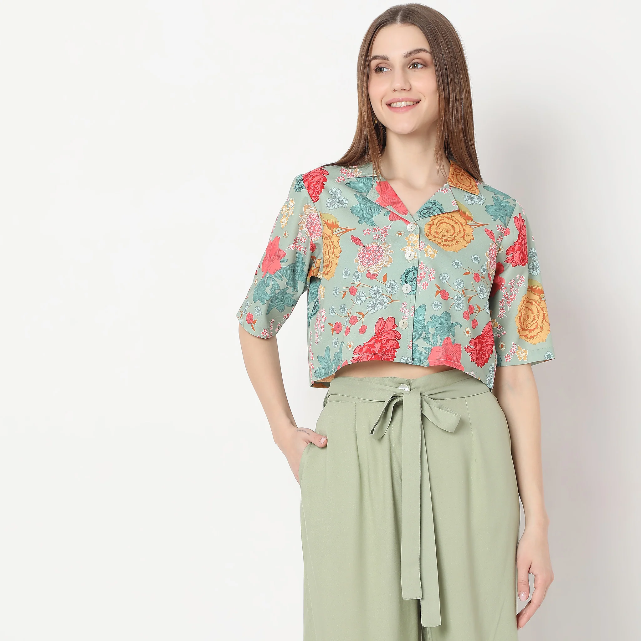 Floral Print Camp Collar Abstract Crop Top - Image 2