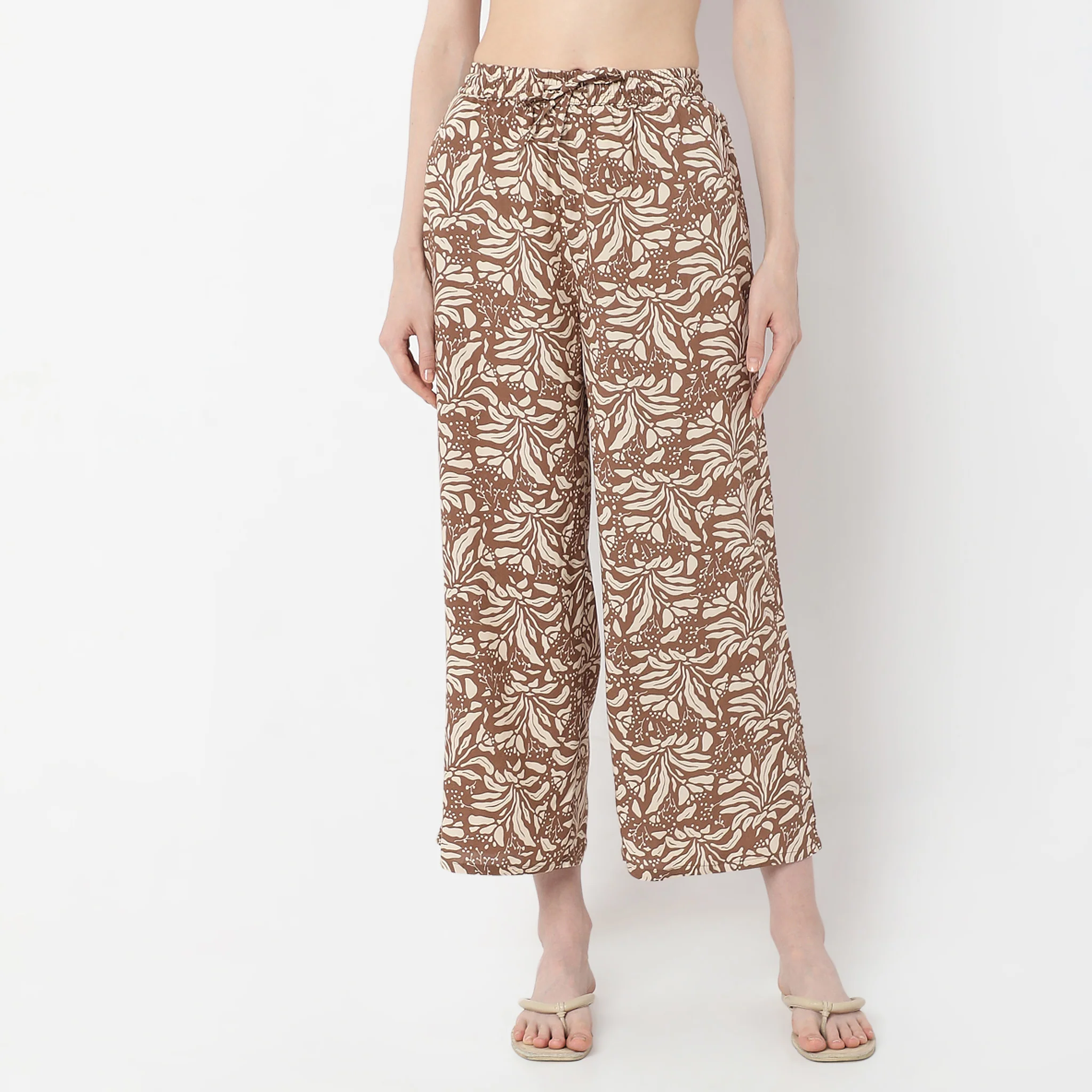 Floral Print Fashion Mid-Rise Lounge Palazzos - Image 2