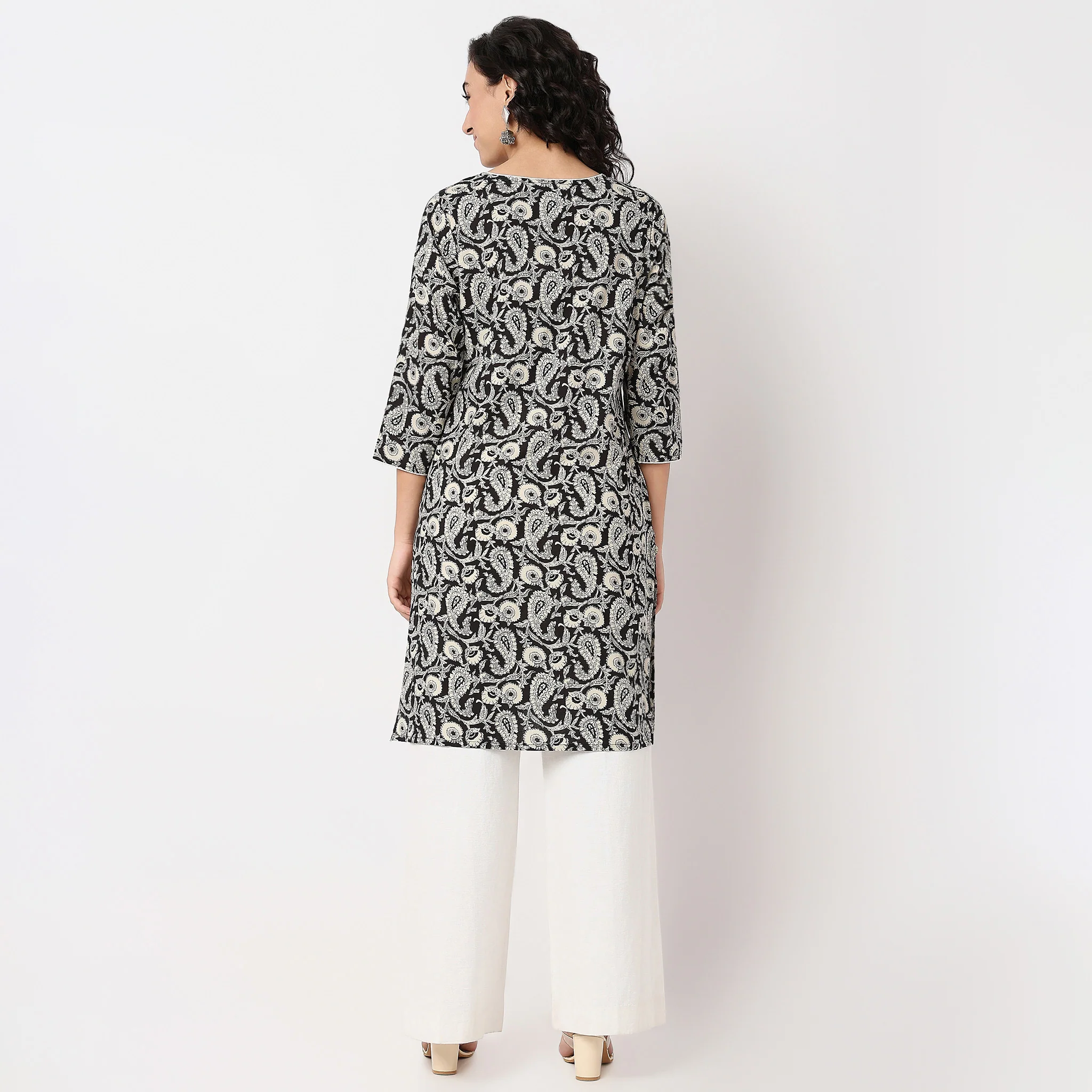 Floral Print Long Kurta - Image 3