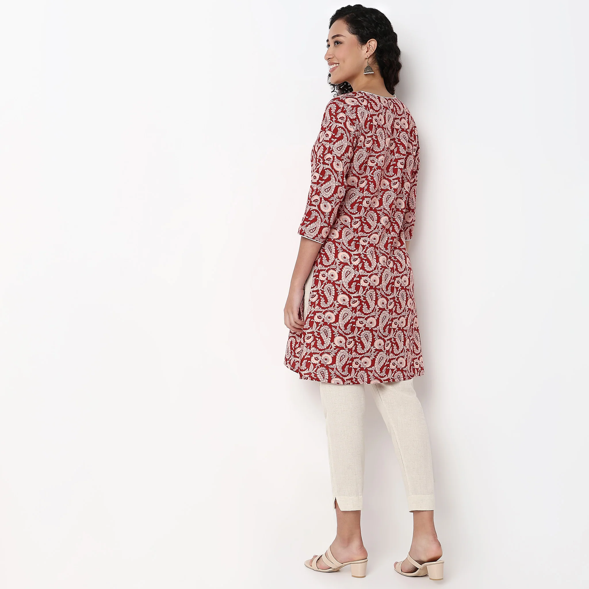 Floral Print Long Kurta - Image 8