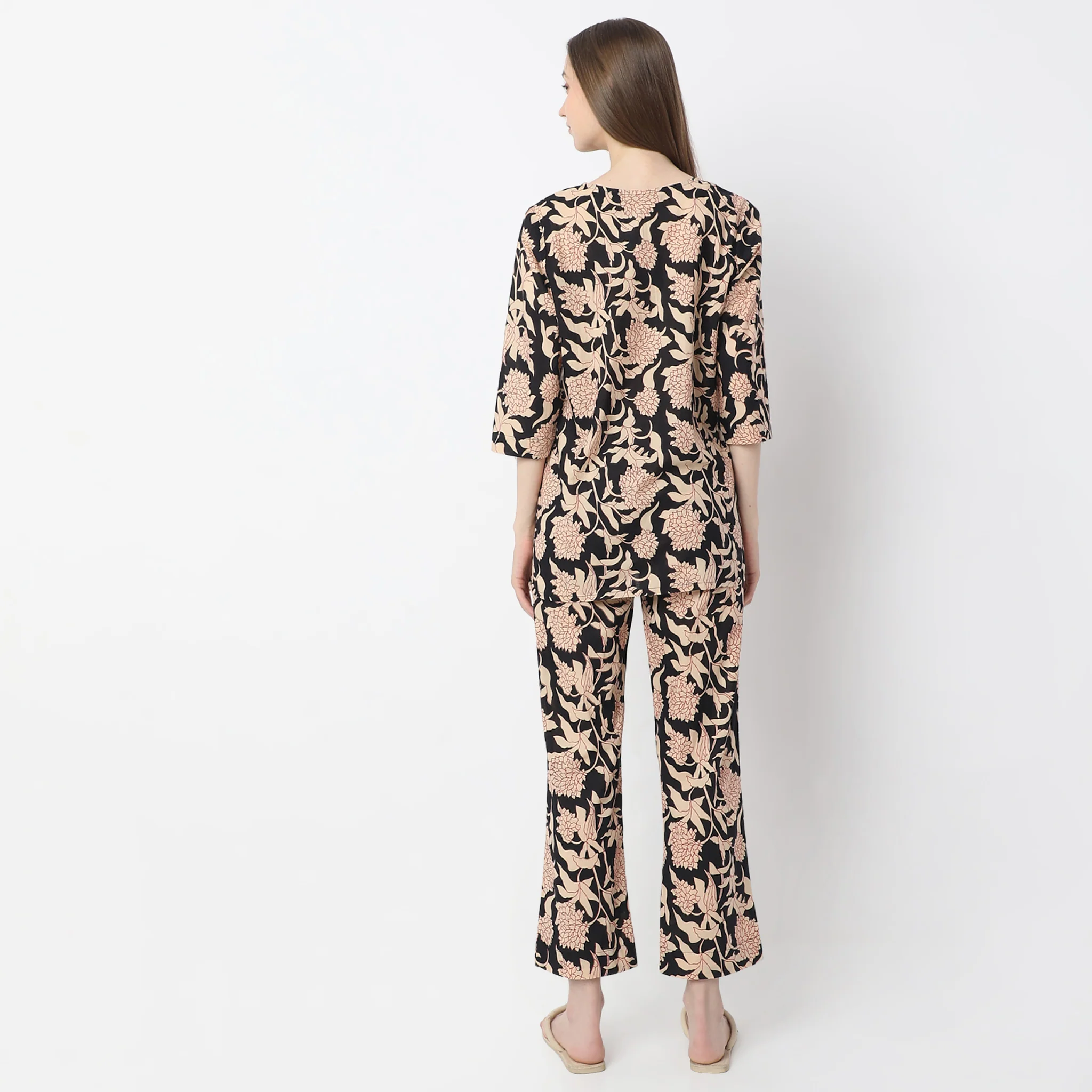 Floral Print Kurta With Pyjama Sleepwear Set - Image 3