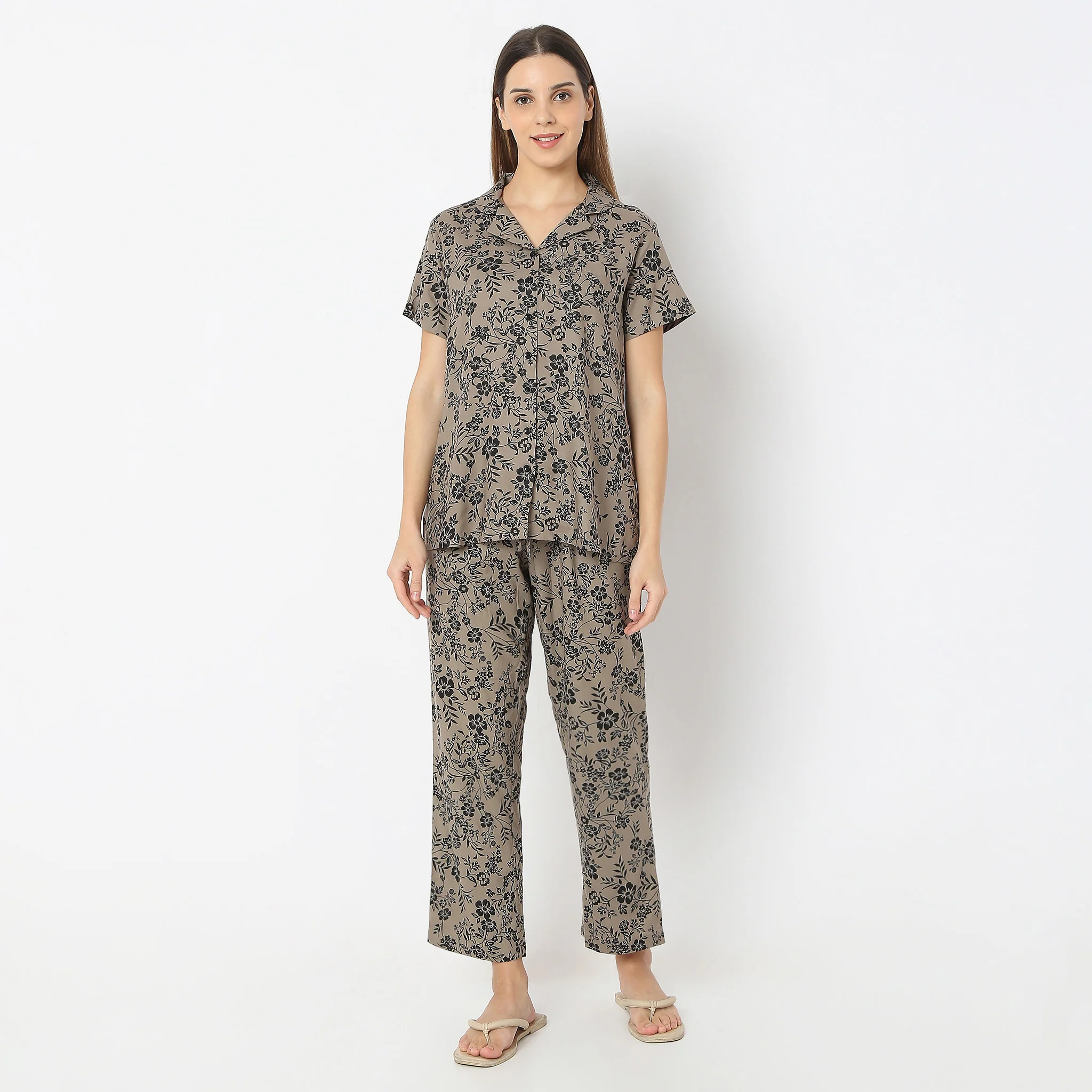Floral Print Lapel Collar Short Sleeve Shirt With Pyjama Sleepwear Set - Image 2