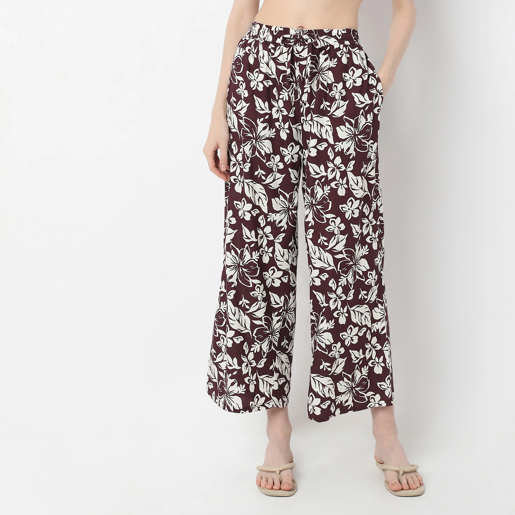 Floral Print Mid-Rise Lounge Palazzos - Image 2