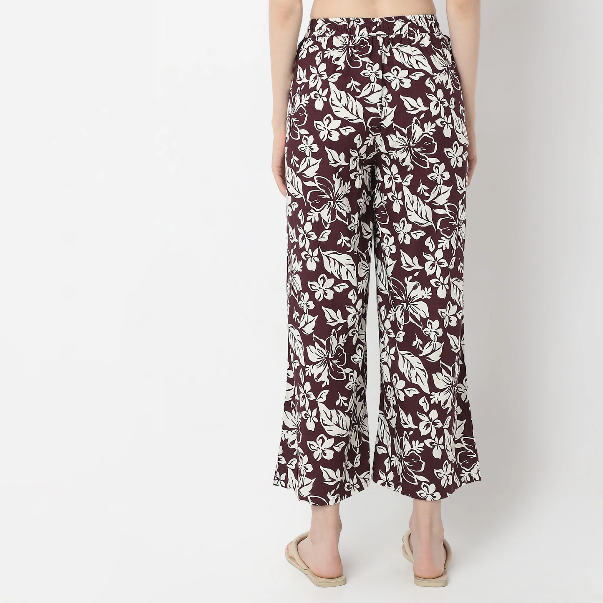 Floral Print Mid-Rise Lounge Palazzos - Image 3
