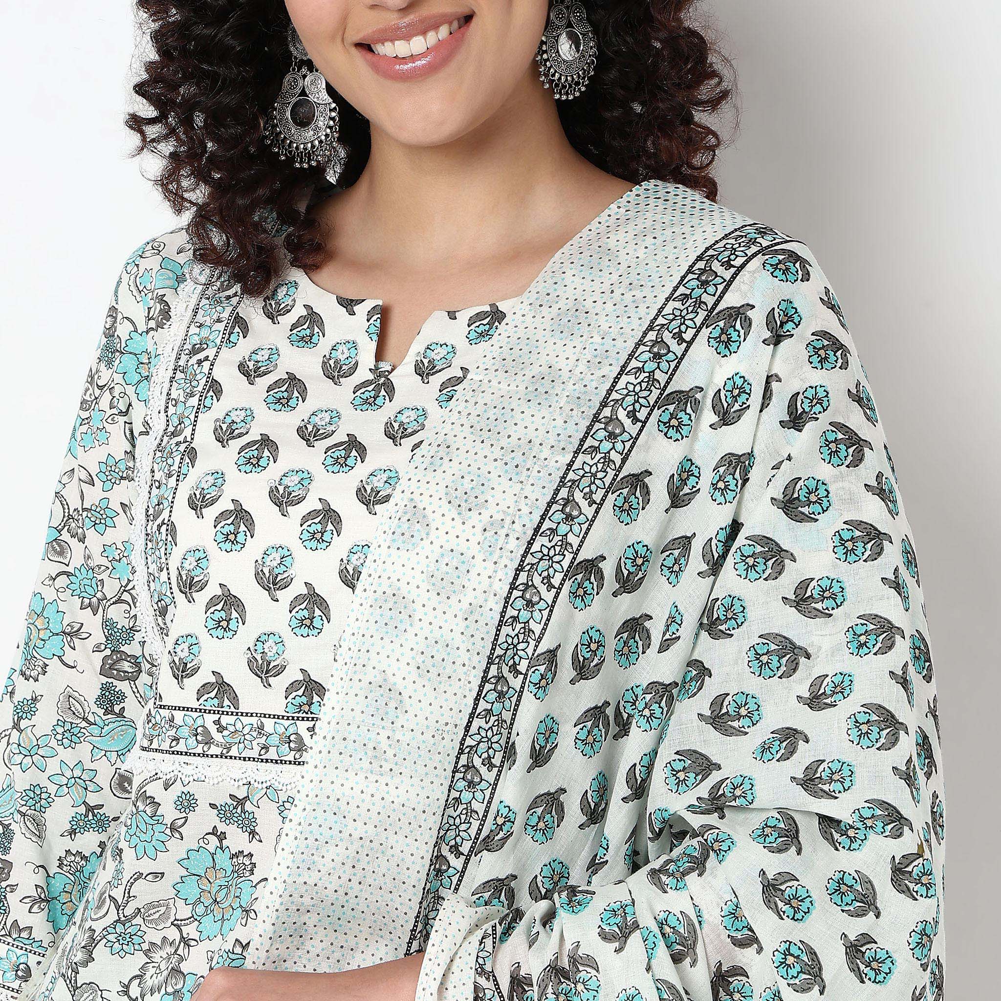 Floral Print Cotton Kurta and Pant with Dupatta Set - Image 8