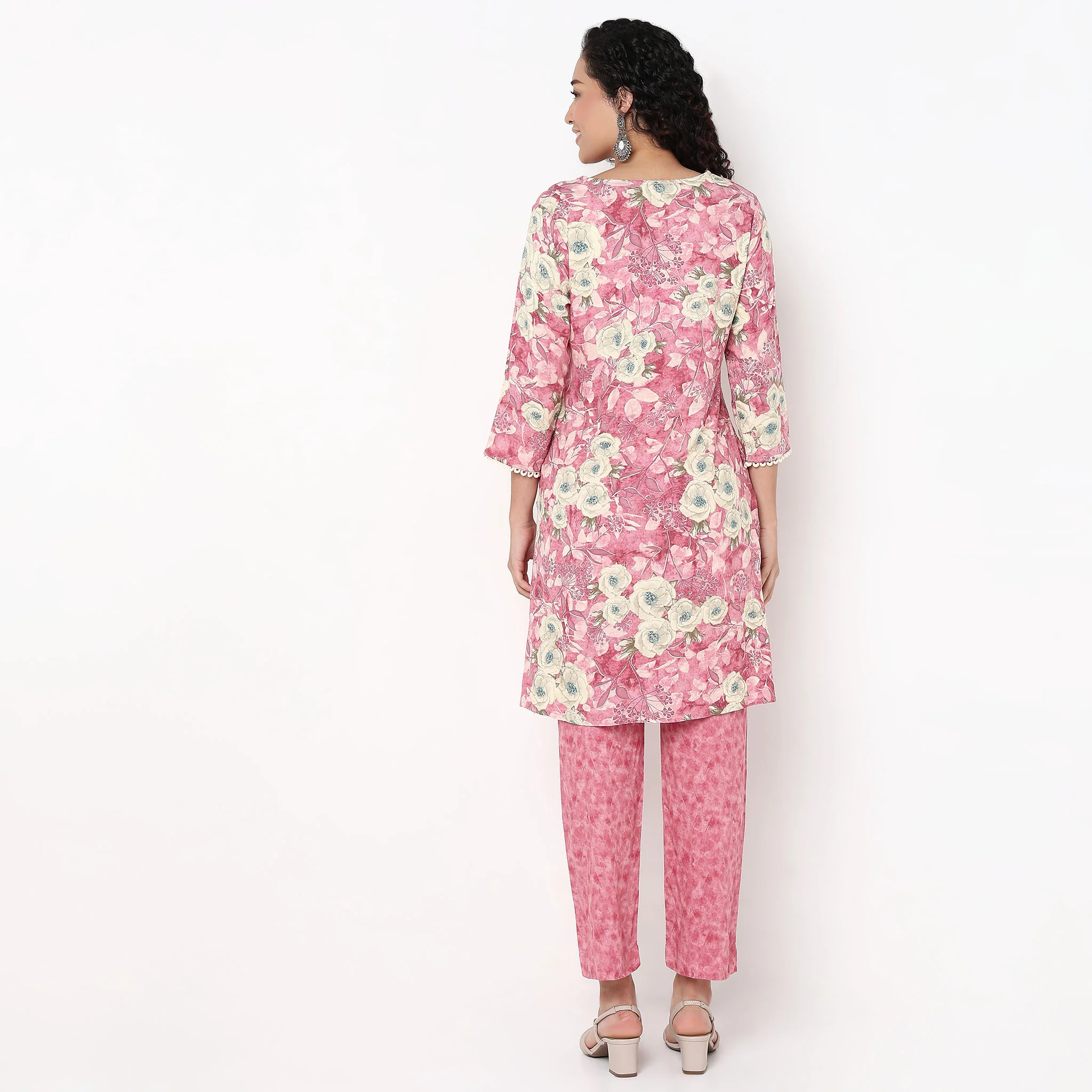 Floral Print Cotton Kurta With Pant Set - Image 3