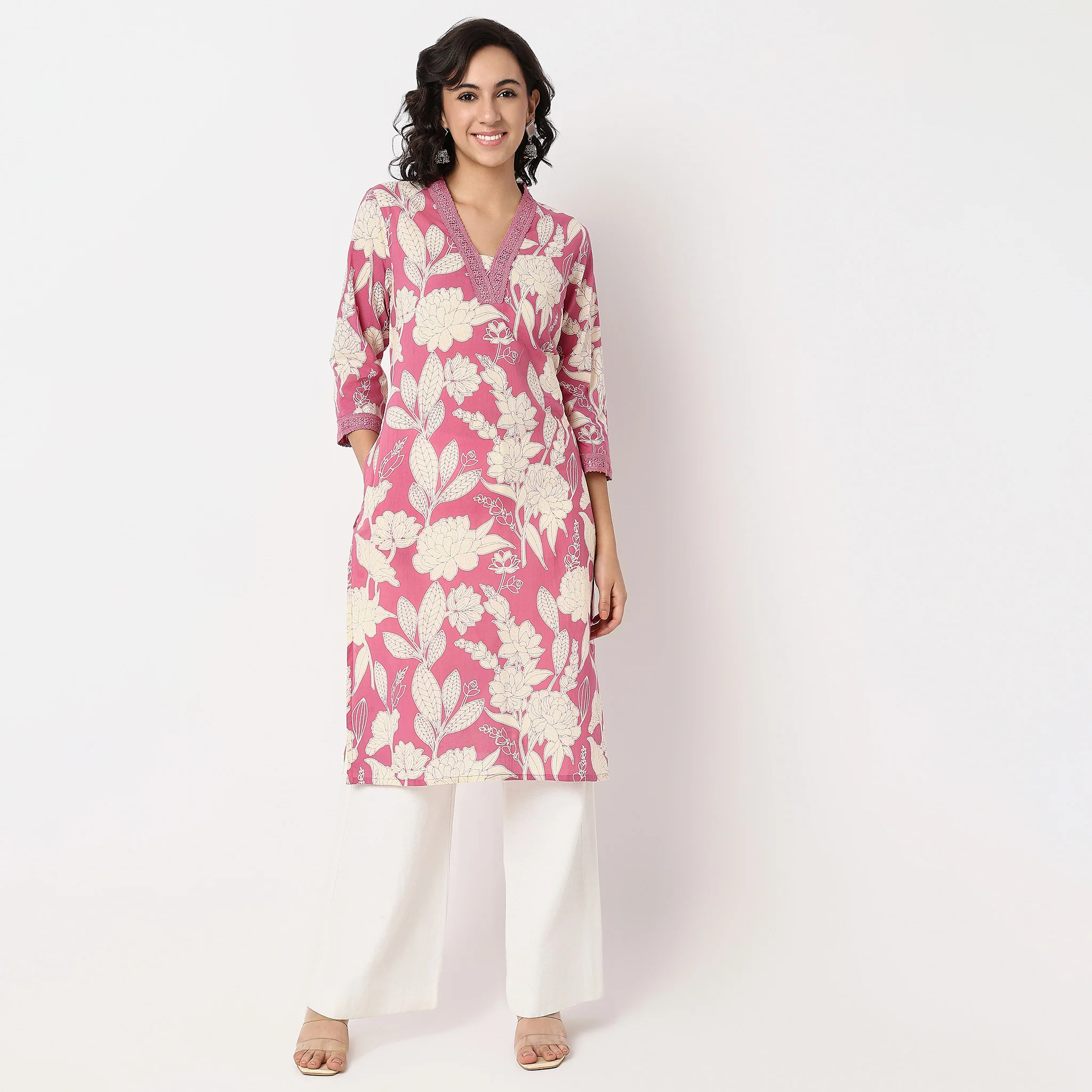 Floral V-Neck Kurta With Lace Detail - Image 2