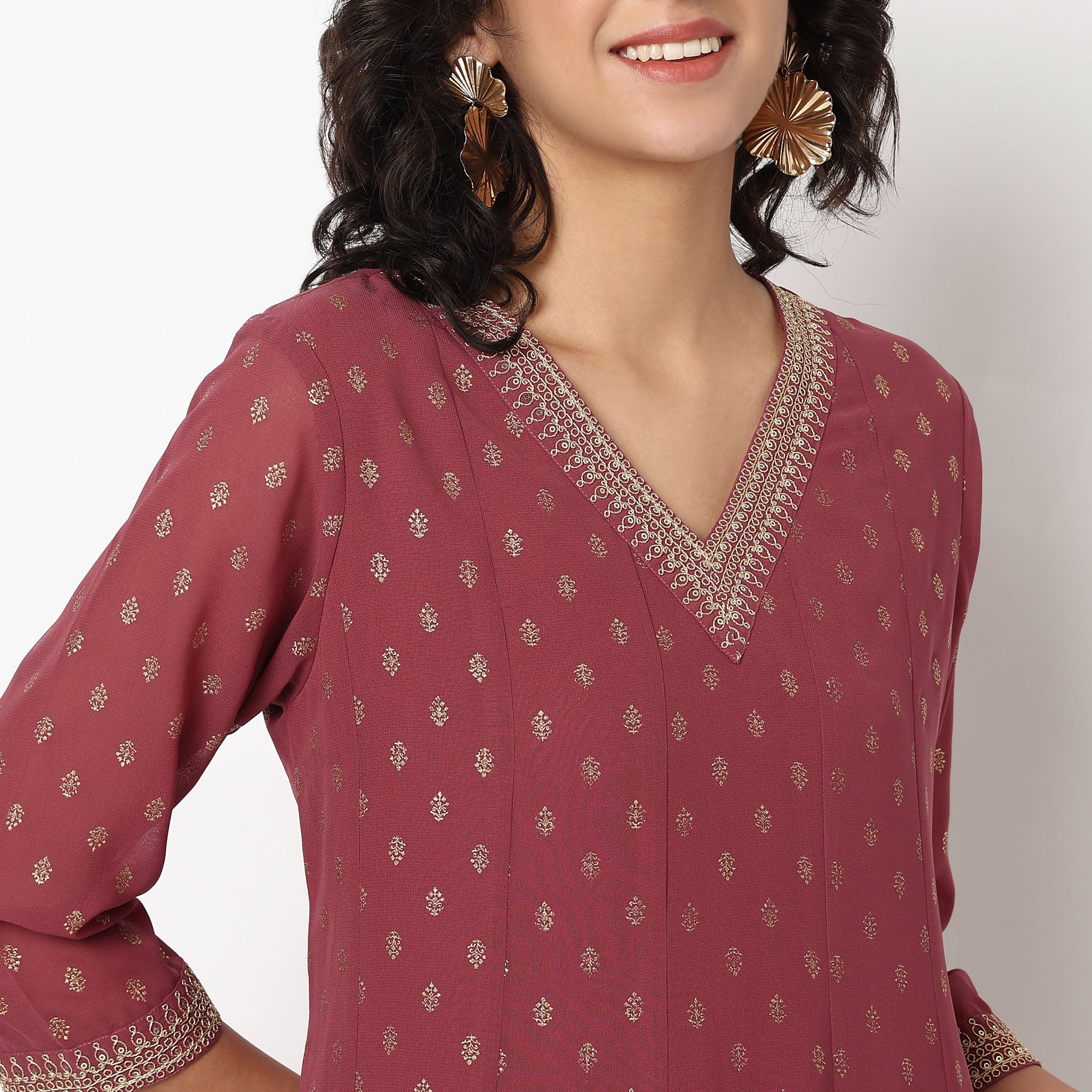 Foil Print Flared Kurta - Image 4