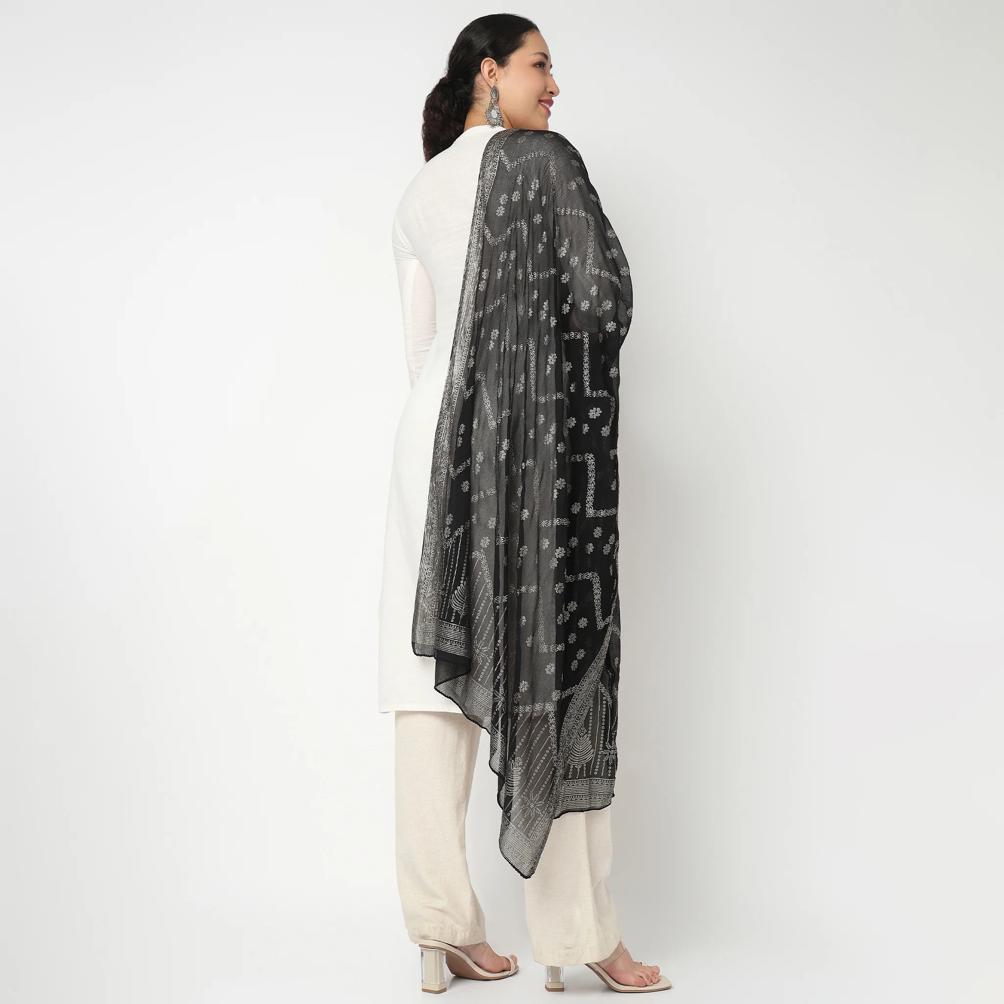 Foil Printed Chiffon Dupatta - Image 5