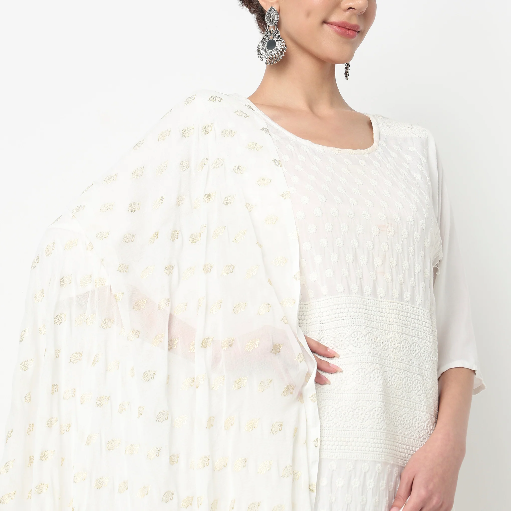Foil Printed Chiffon Dupatta - Image 9