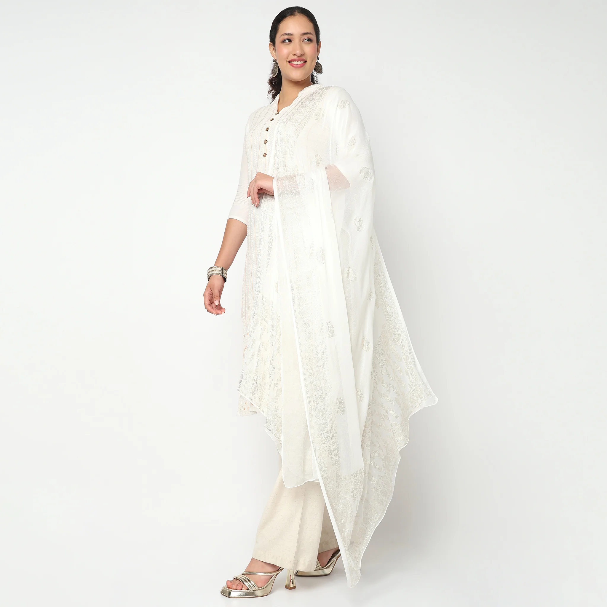 Foil Printed Chiffon Dupatta - Image 4