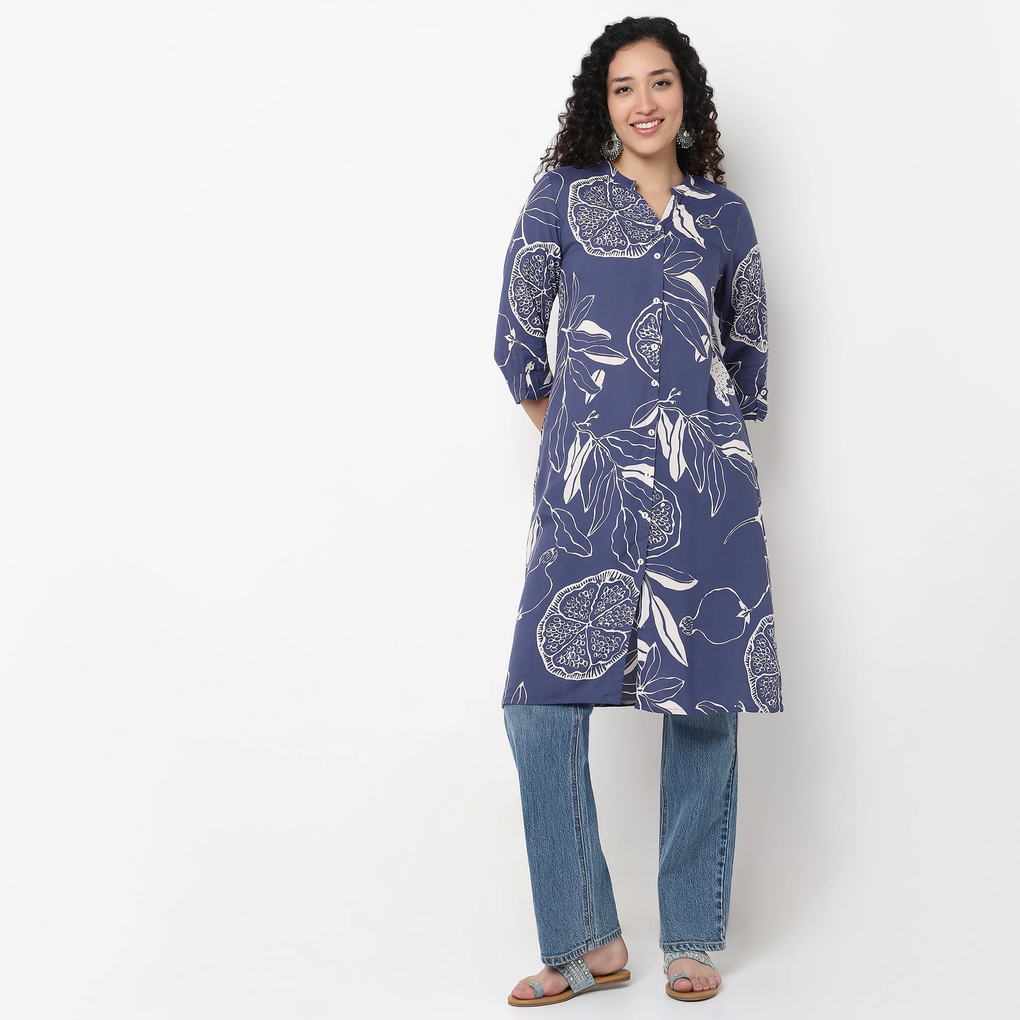 Full Placket Printed Long Kurta - Image 2