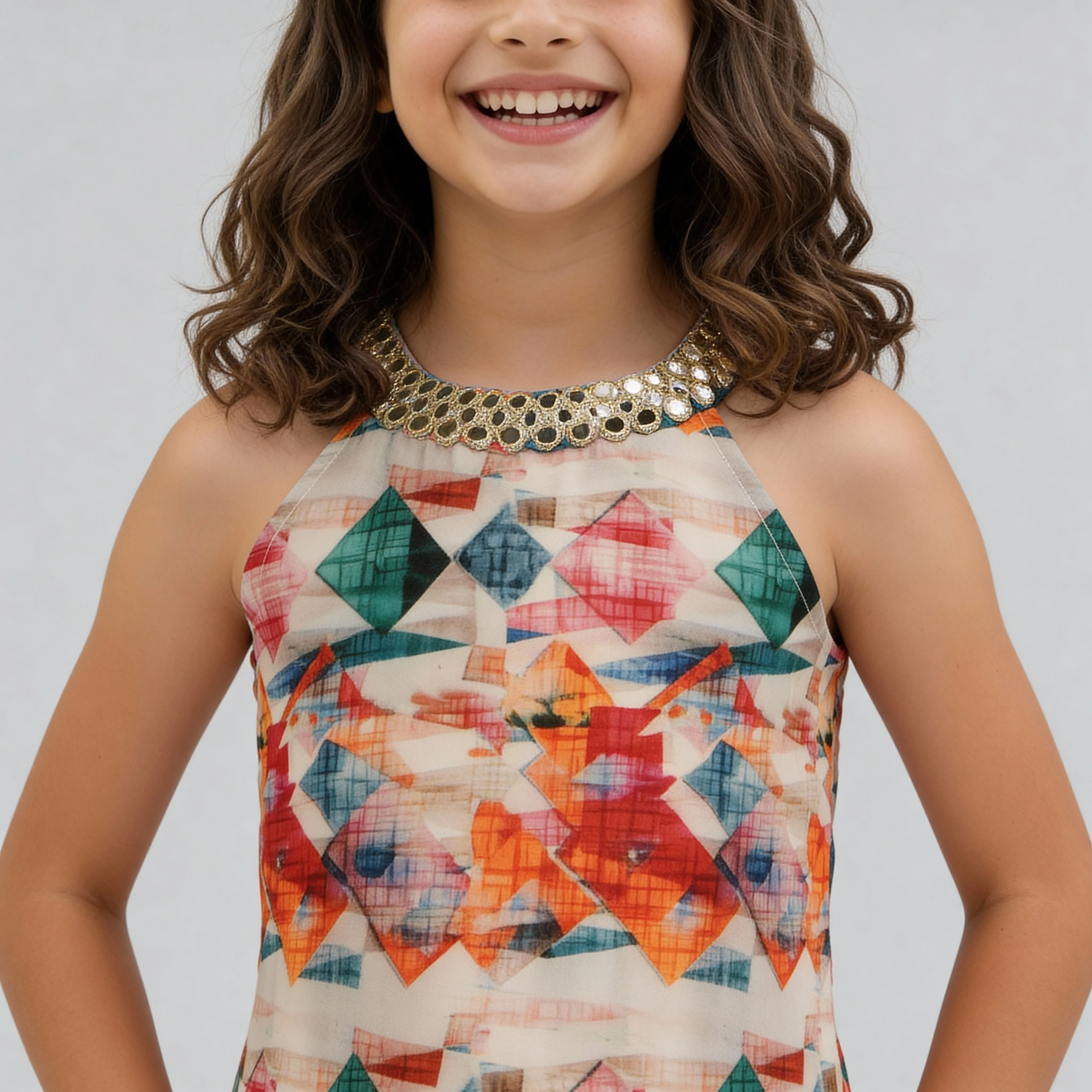Girls Embellished Choli with Skirt & with Dupatta Set - Image 4