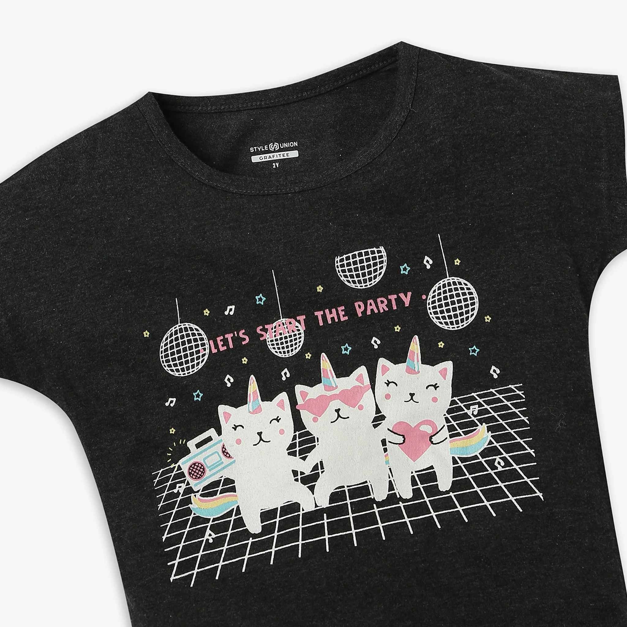 Girl's Regular Fit Graphic T-Shirt - Image 3