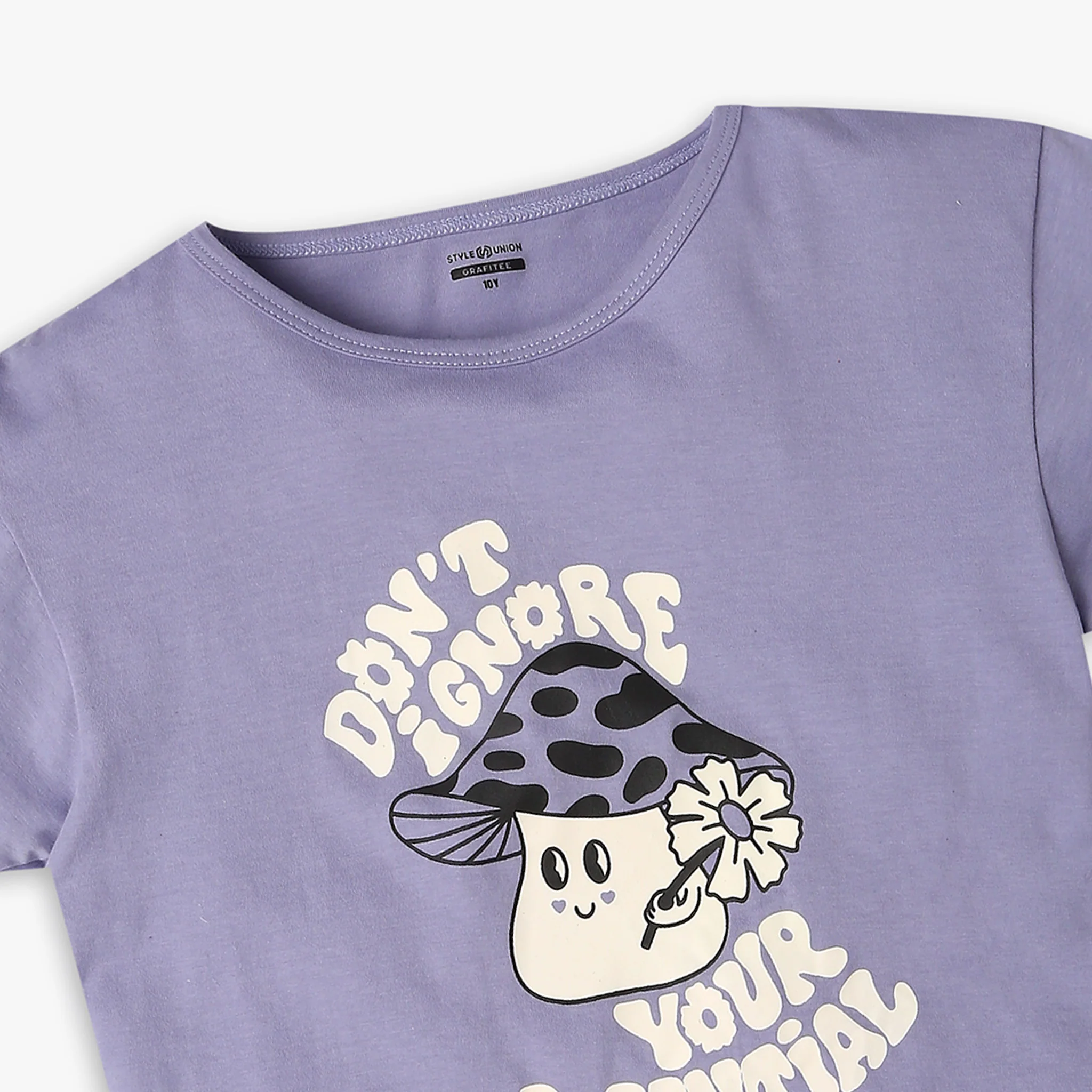 Girl's Regular Fit Graphic T-Shirt - Image 3
